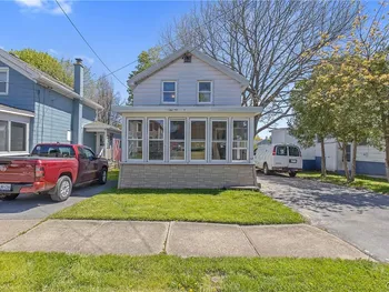 37 5th Street, Oswego, NY 13126