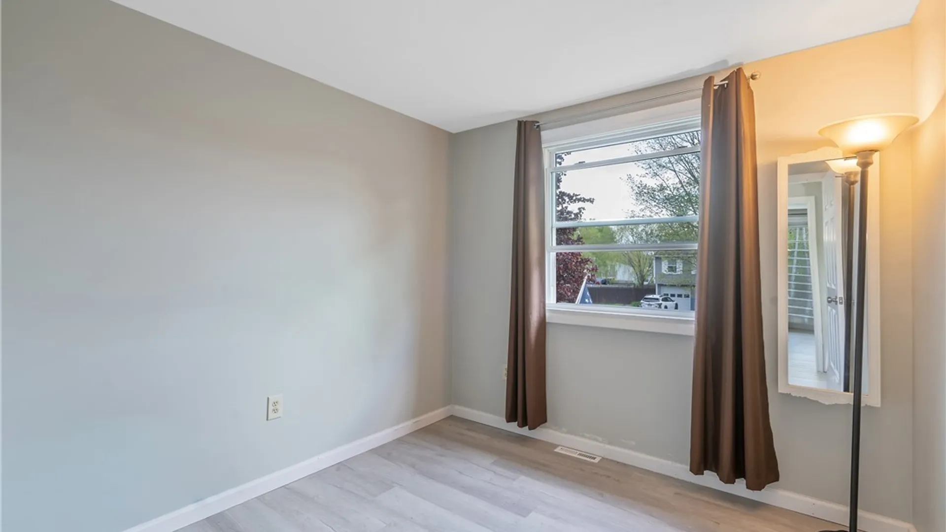 Property at 9467 Madison Avenue, Cicero, NY 13029 20
