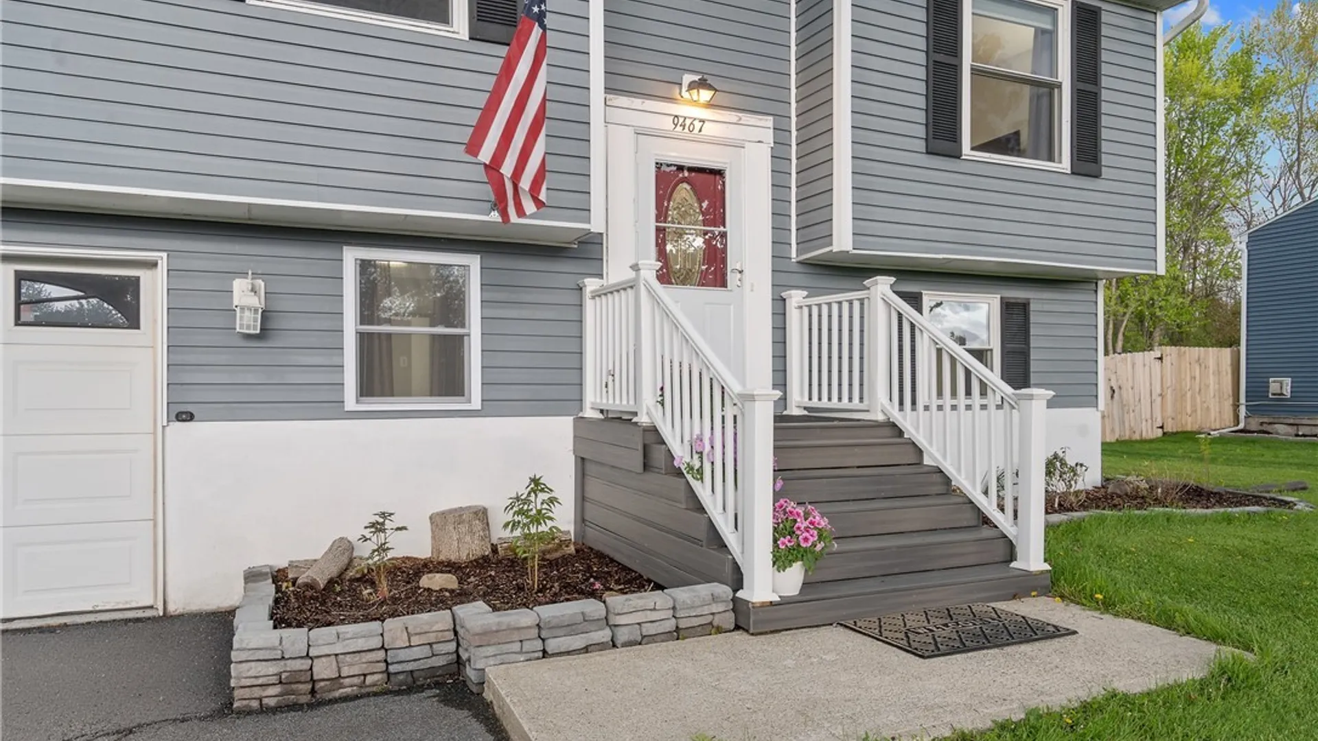 Property at 9467 Madison Avenue, Cicero, NY 13029 3