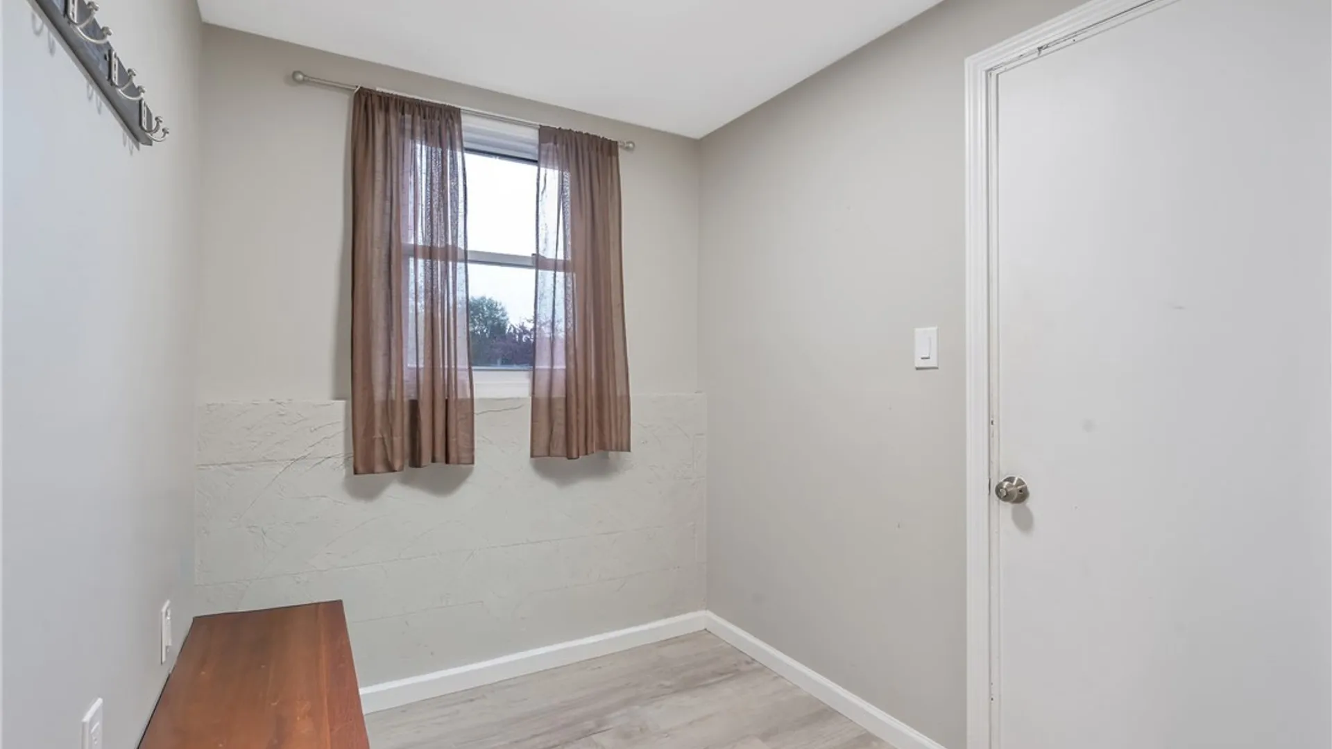 Property at 9467 Madison Avenue, Cicero, NY 13029 34