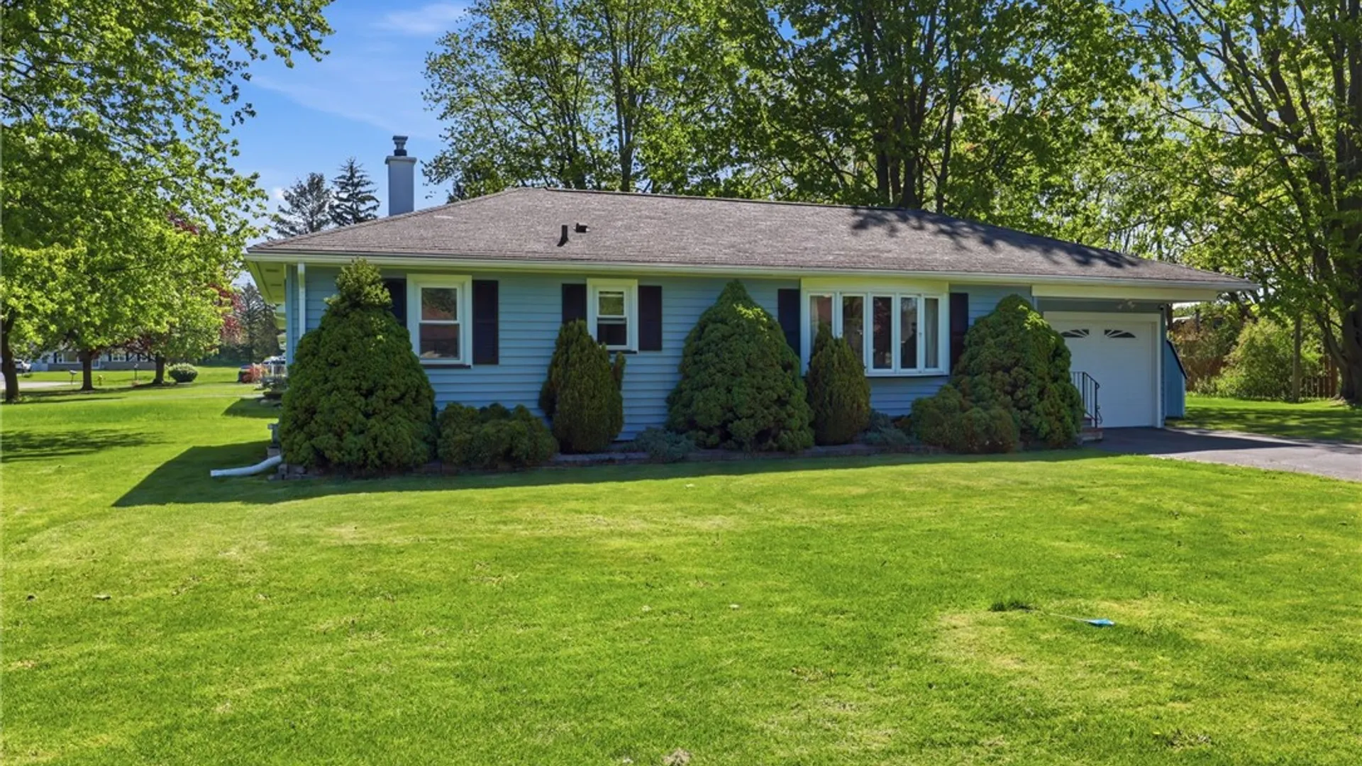 Property at 30 Adela Circle, Chili, NY 14624 3