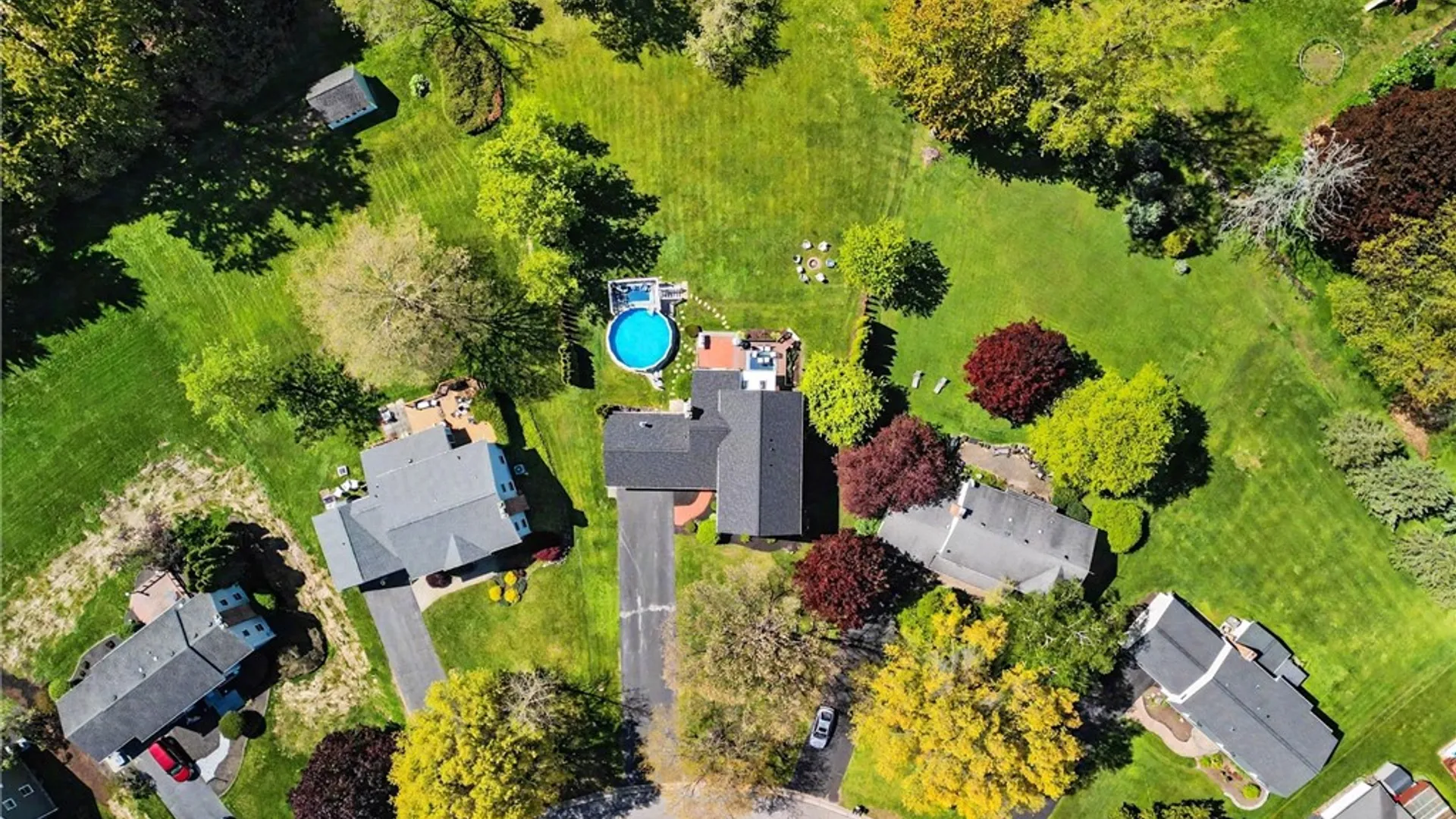 Property at 17 Bardney Circle, Perinton, NY 14450 39