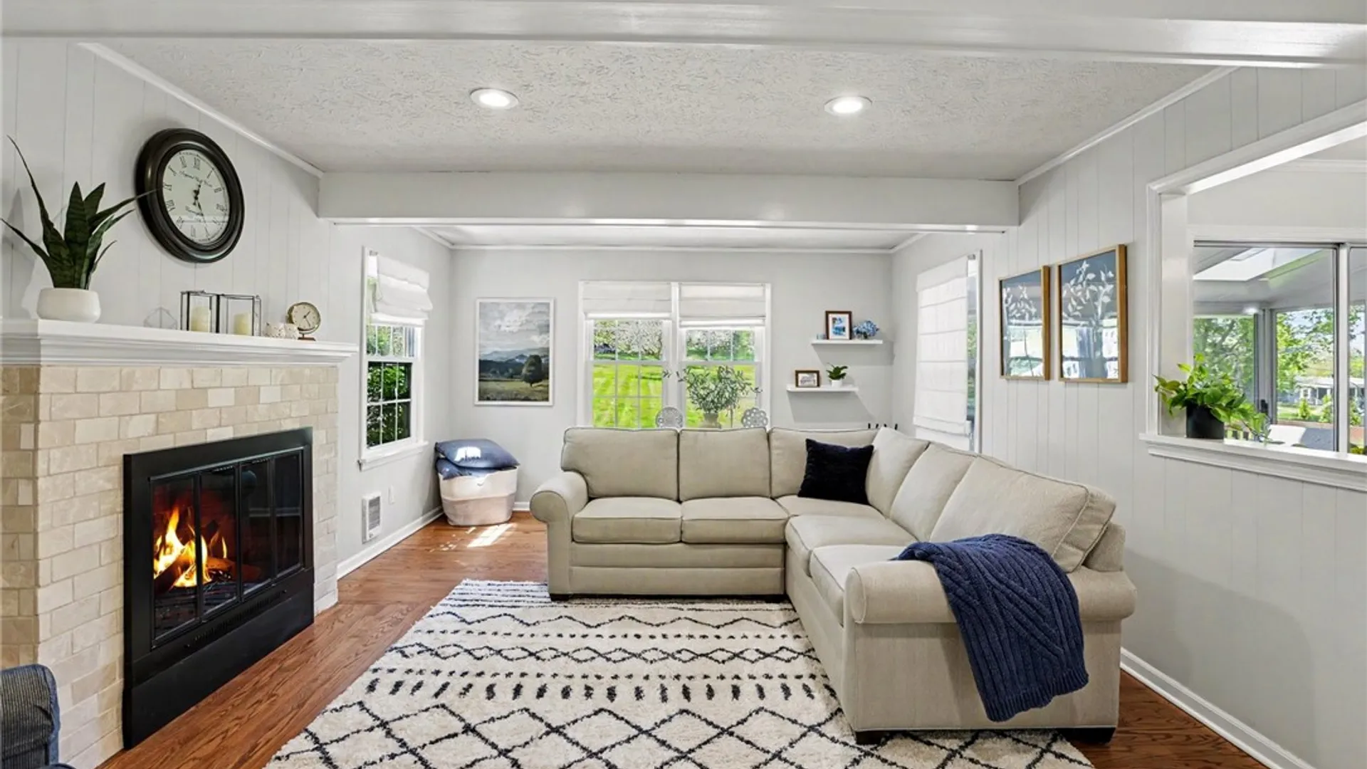 Property at 17 Bardney Circle, Perinton, NY 14450 6