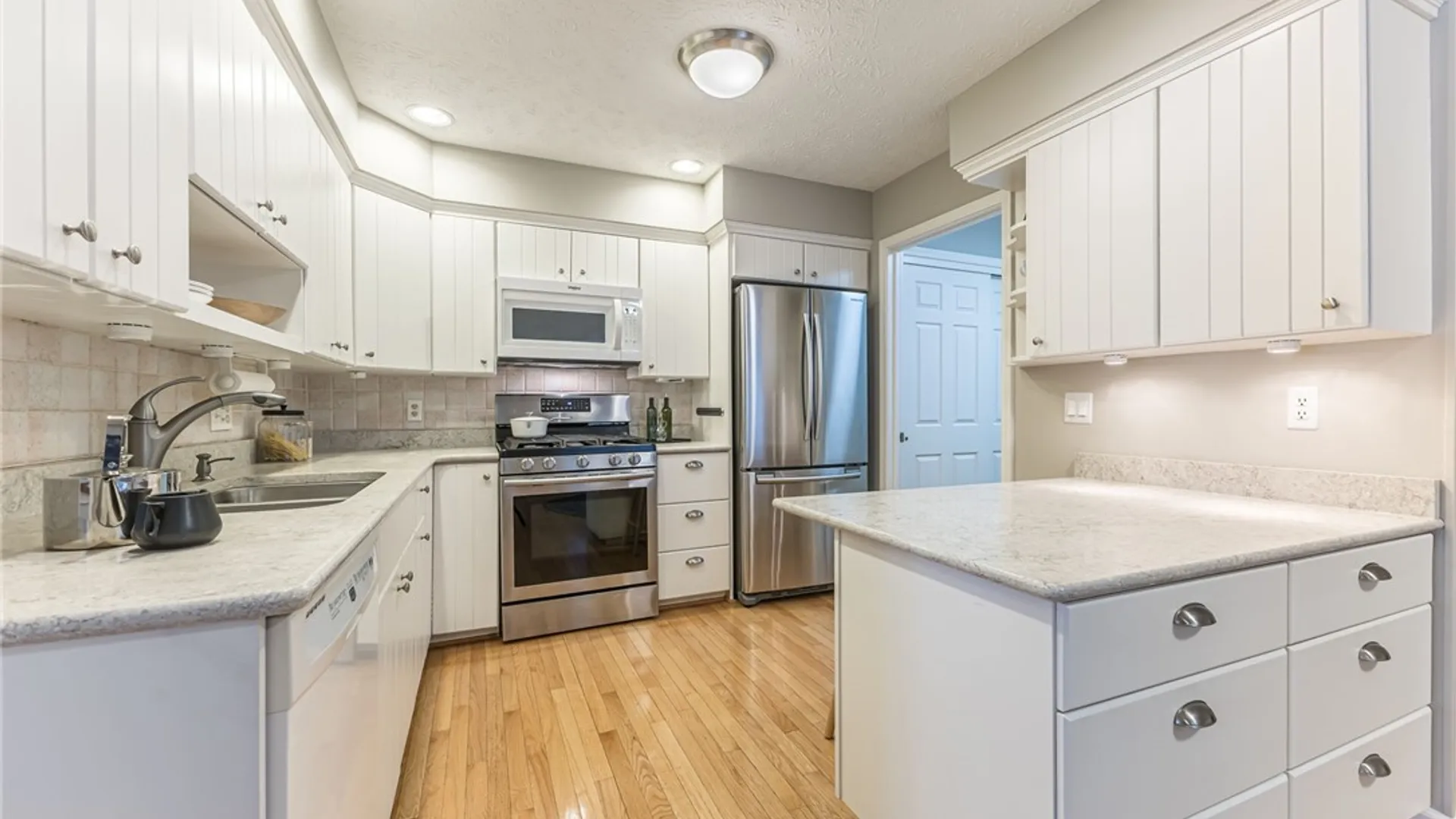Property at 64 Greenwood Park, Pittsford, NY 14534 12