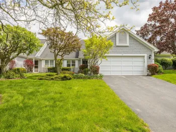 Property at 64 Greenwood Park, Pittsford, NY 14534