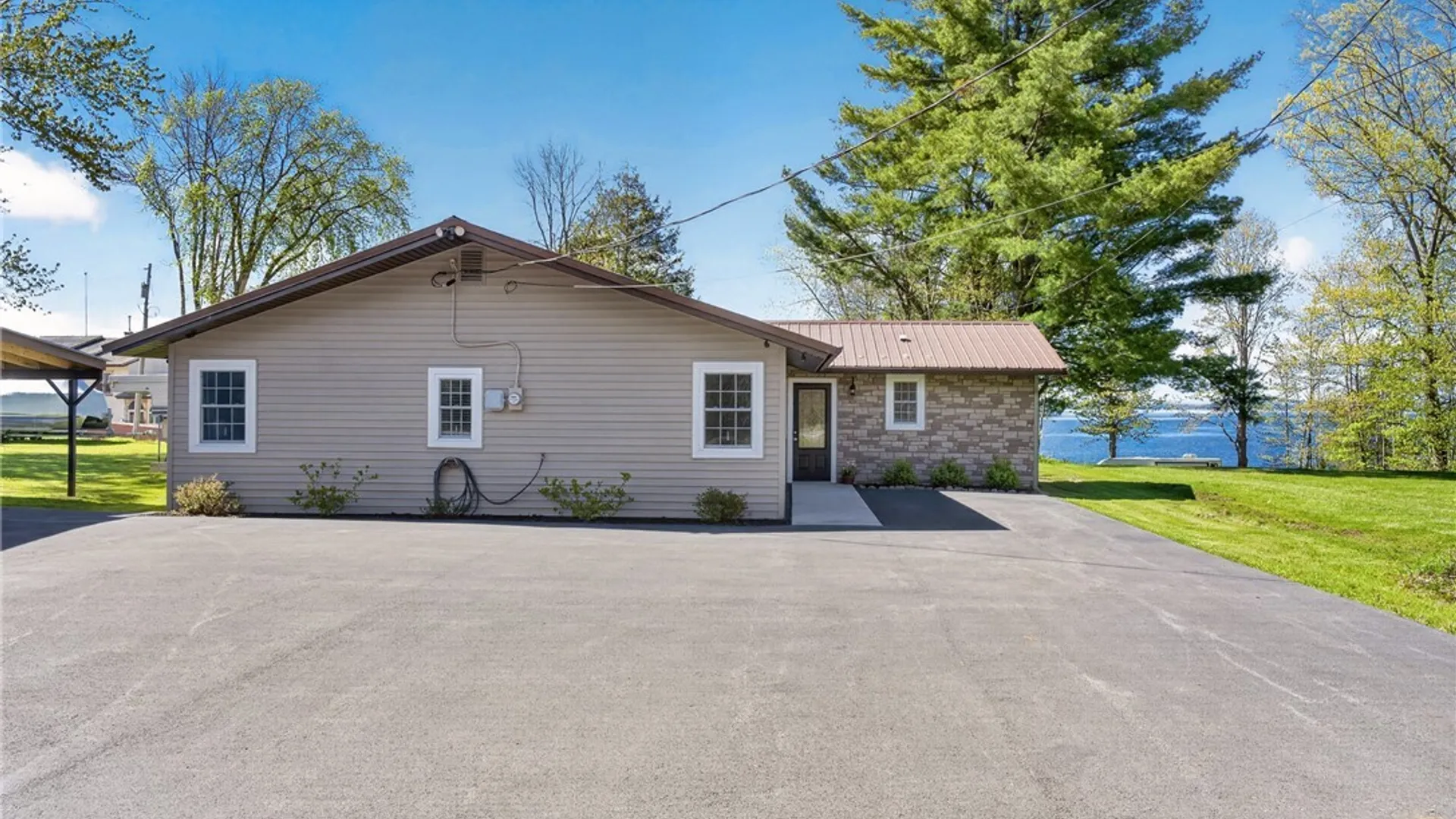 Property at 1023 State Route 49, Constantia, NY 13028 35