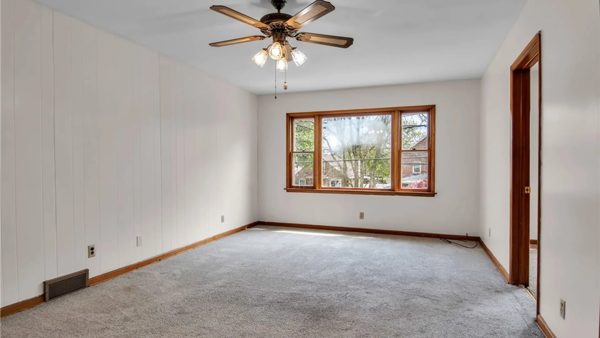 Property at 2460 Grand Avenue, Niagara Falls, NY 14301 14