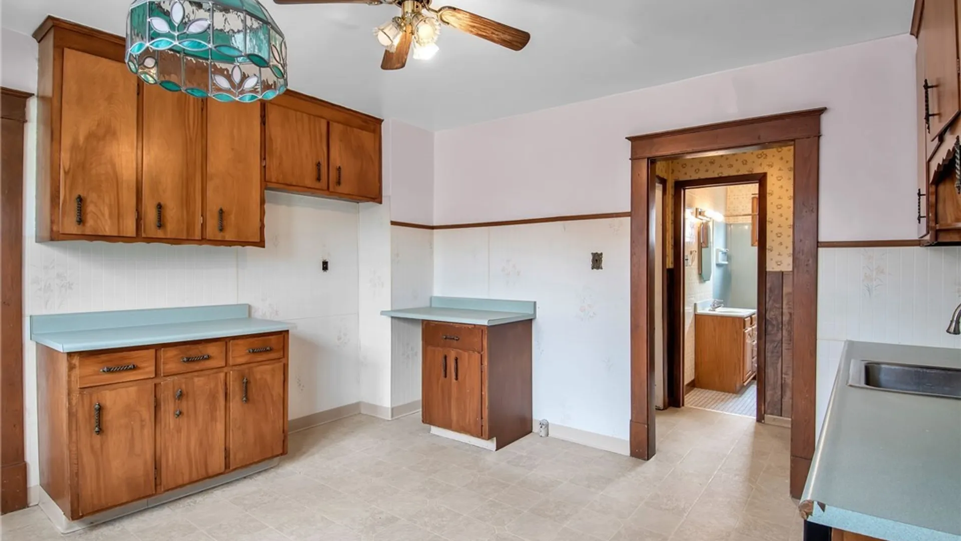 Property at 2460 Grand Avenue, Niagara Falls, NY 14301 22
