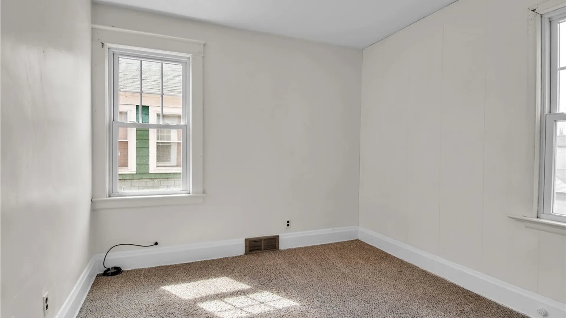 Property at 2460 Grand Avenue, Niagara Falls, NY 14301 30