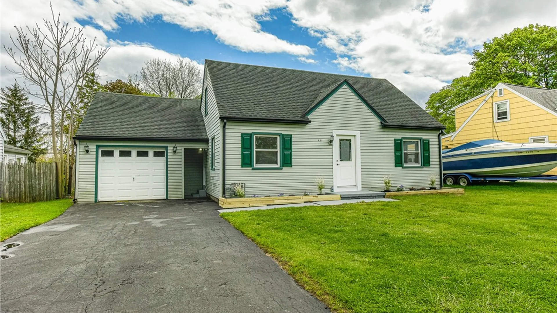 Property at 40 Mac Arthur Road, Greece, NY 14615 2