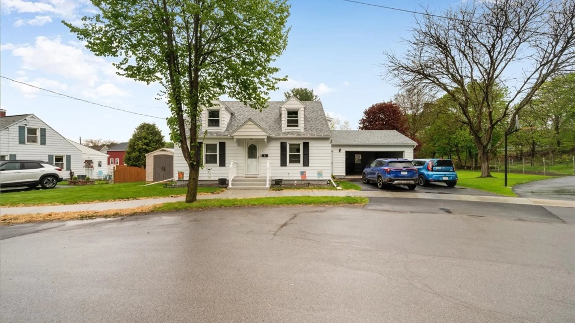 Property at 5 Columbia Circle, German Flatts, NY 13407 2
