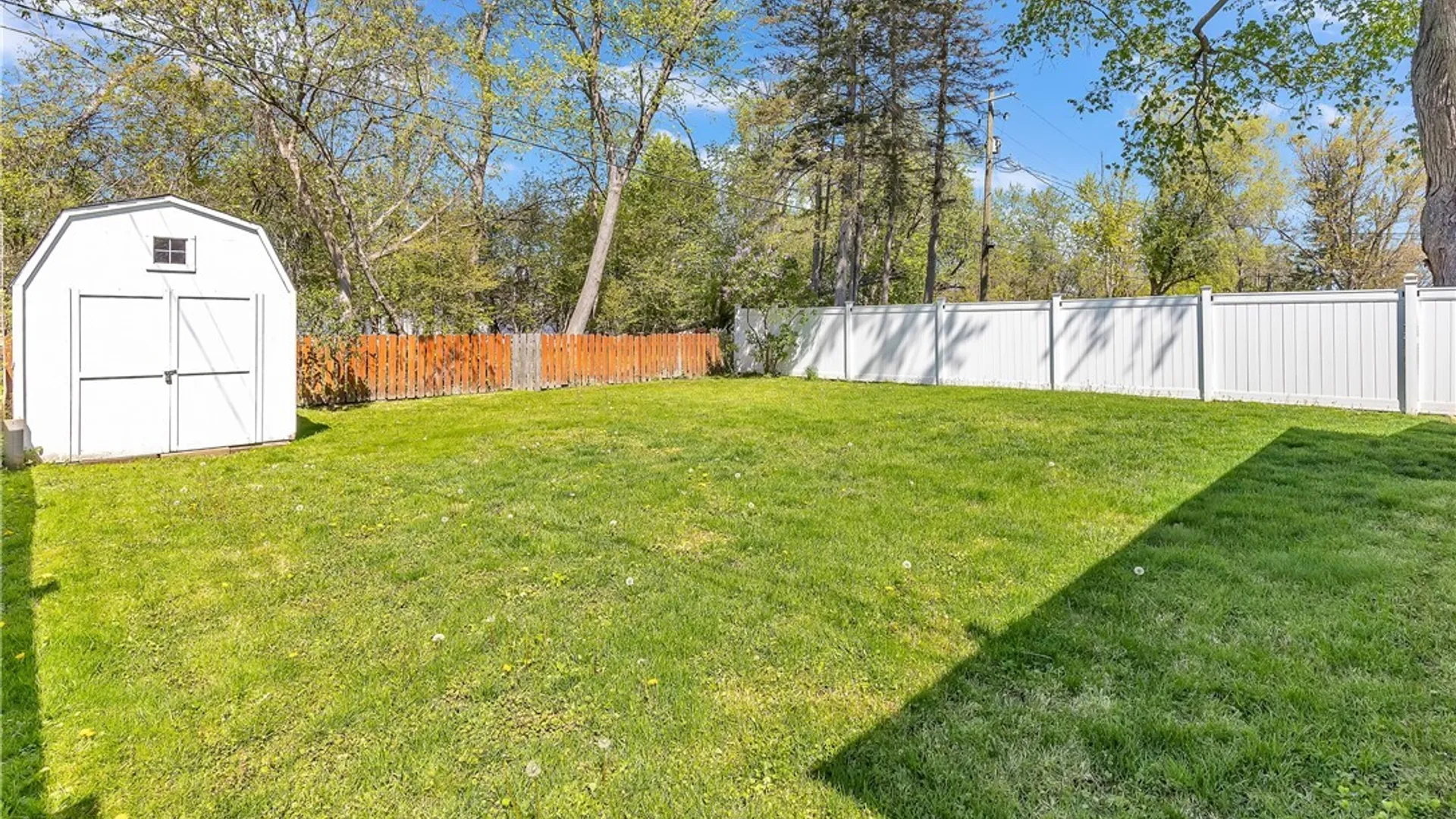 Property at 43 Glendale Drive, Lancaster, NY 14086 30
