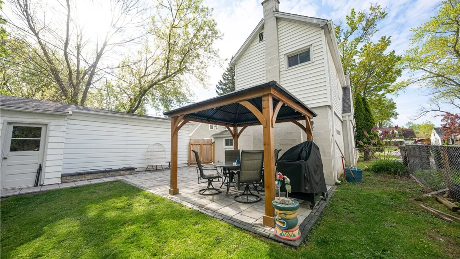 Property at 144 Koenig Road, Tonawanda, NY 14150 28