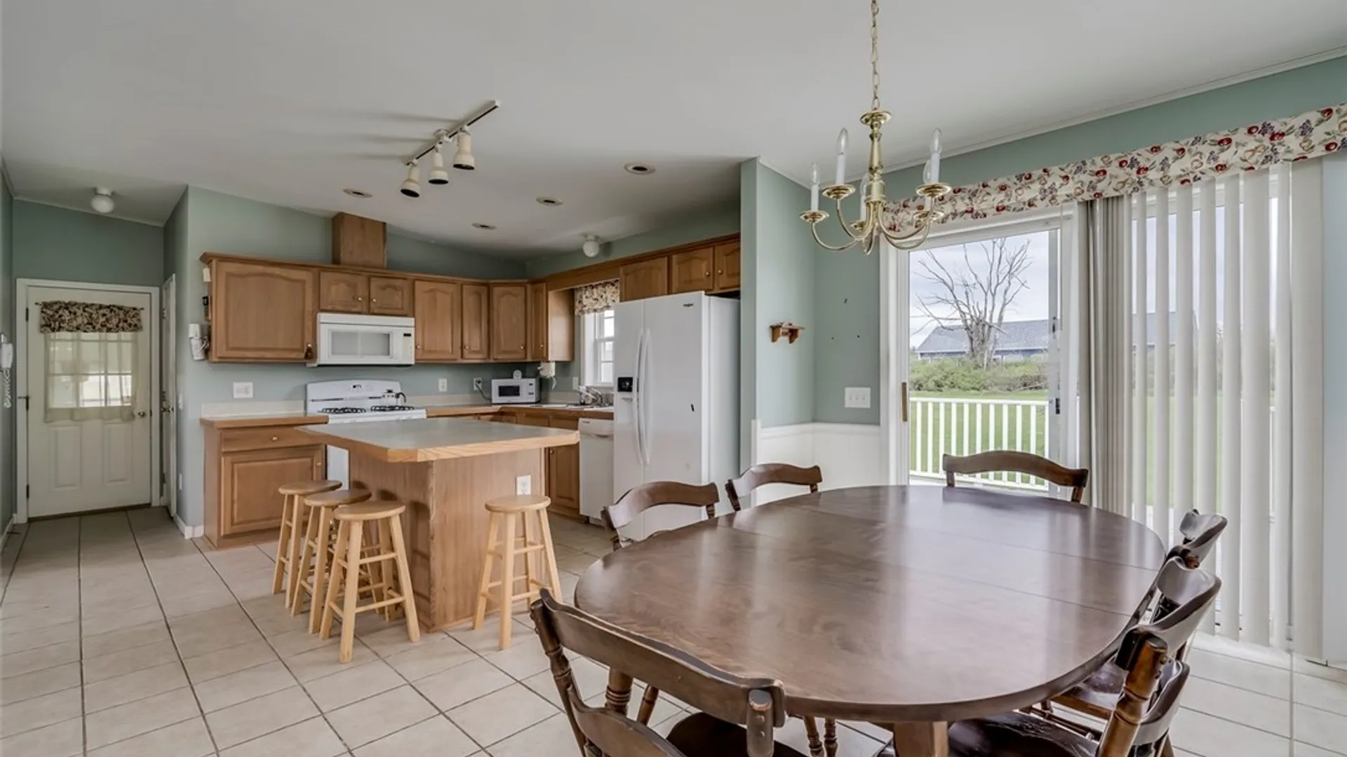 Property at 390 Otis Lane, Cape Vincent, NY 13618 14