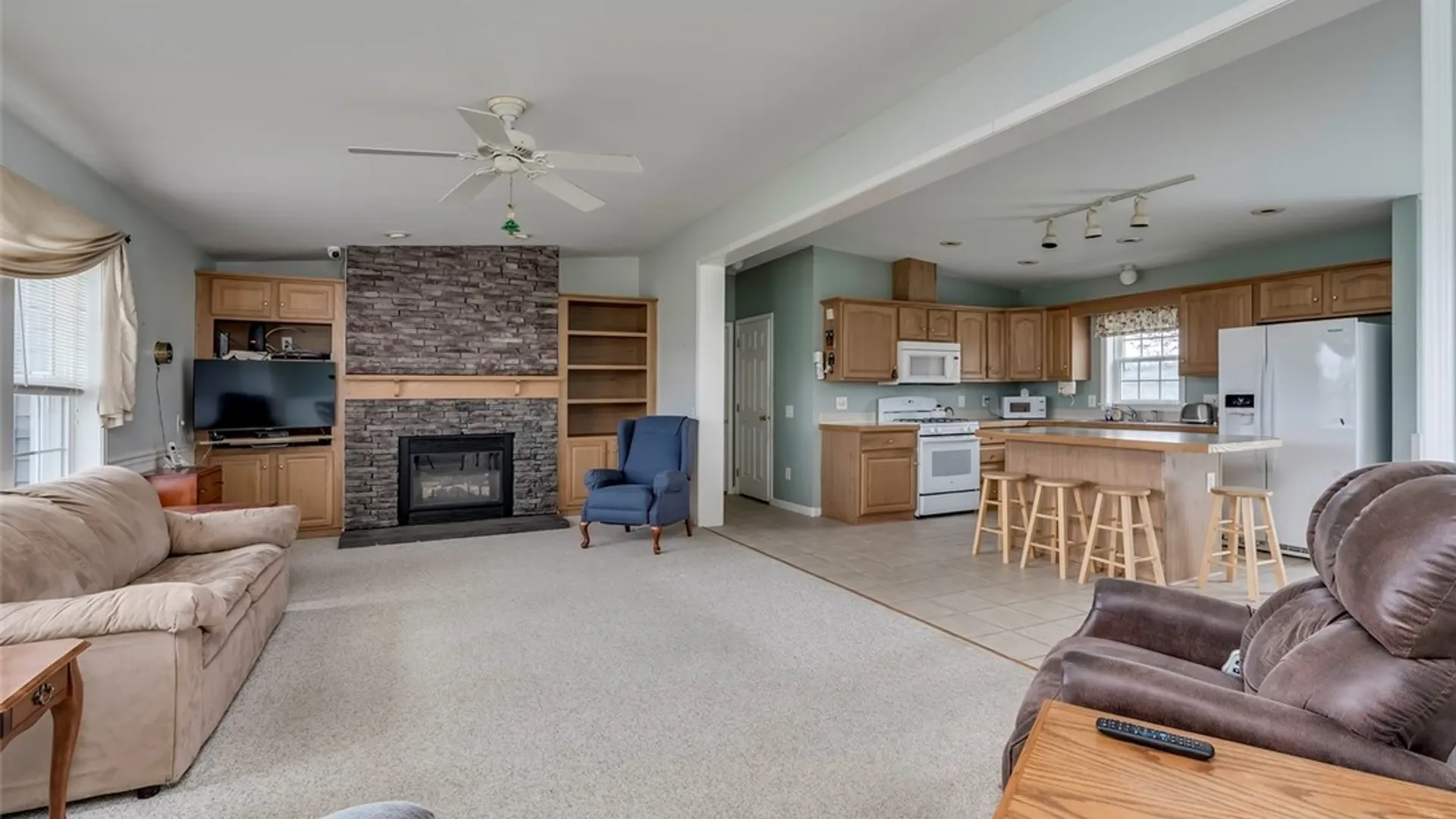 Property at 390 Otis Lane, Cape Vincent, NY 13618 9
