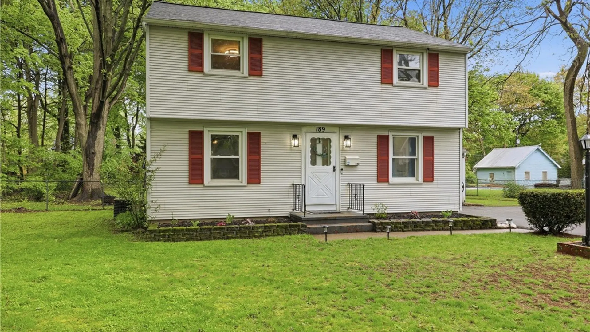 Property at 189 Walzford Road, Irondequoit, NY 14622 2
