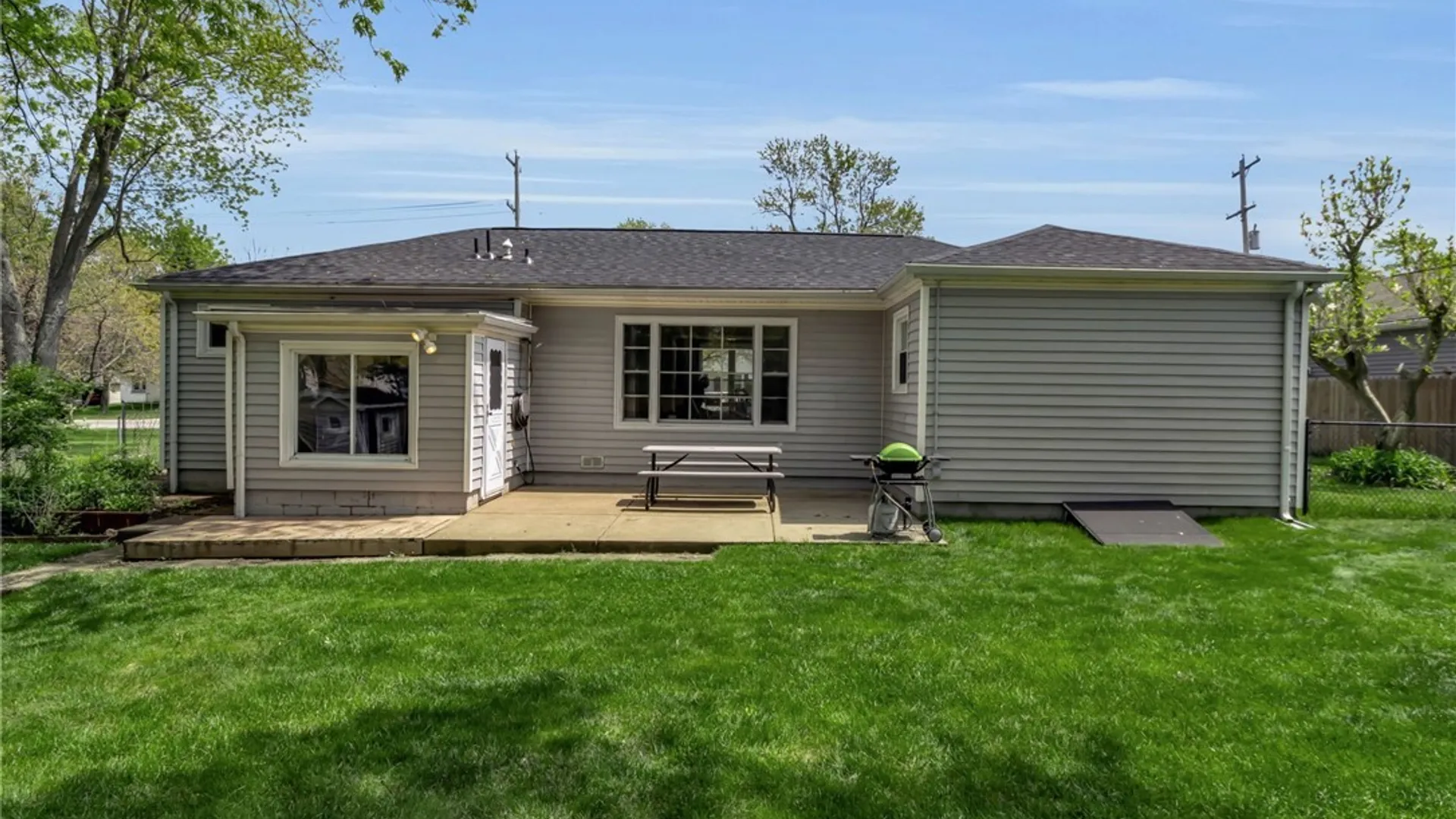 Property at 126 Country Parkway, Amherst, NY 14221 13