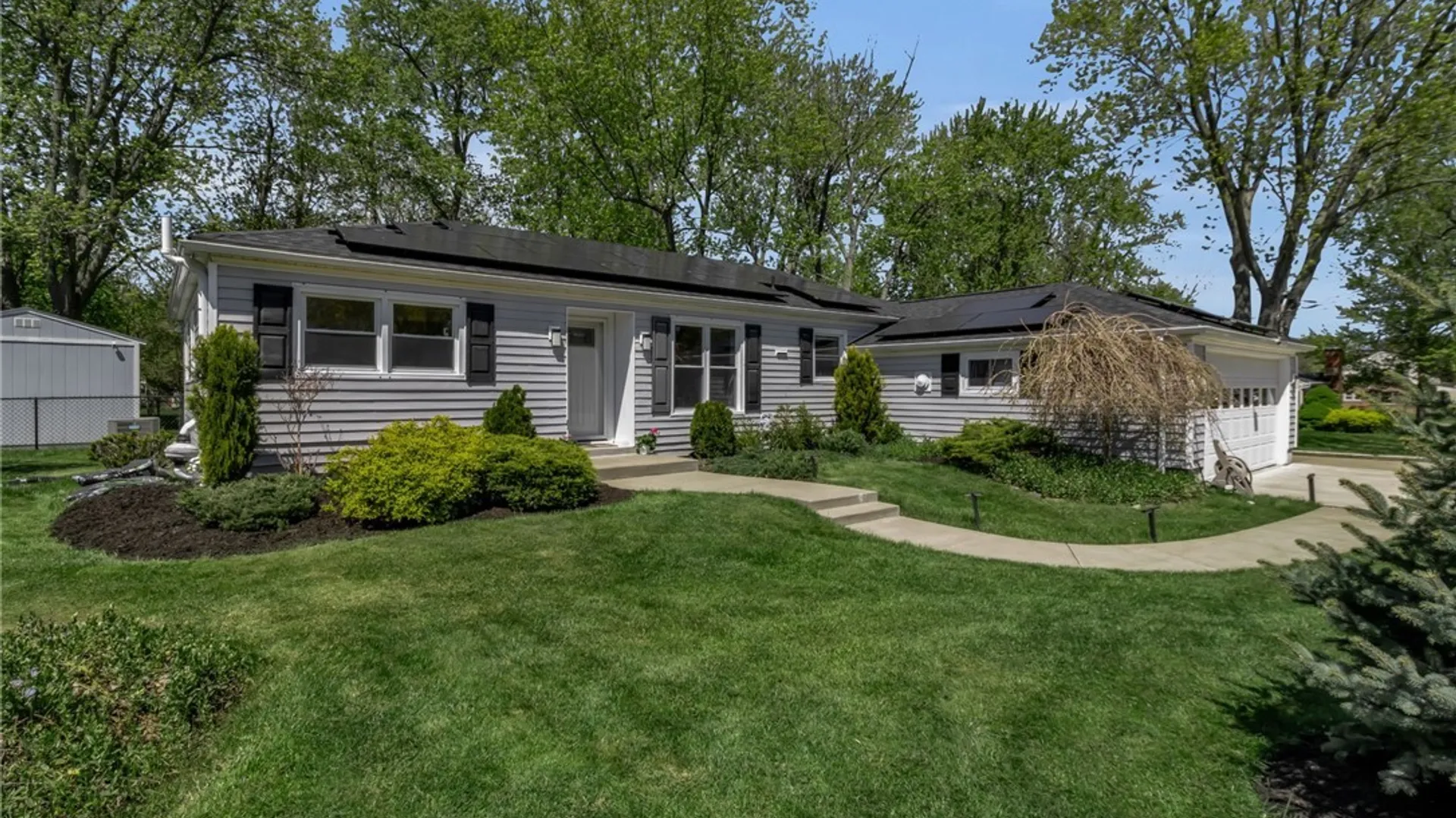 Property at 126 Country Parkway, Amherst, NY 14221 3