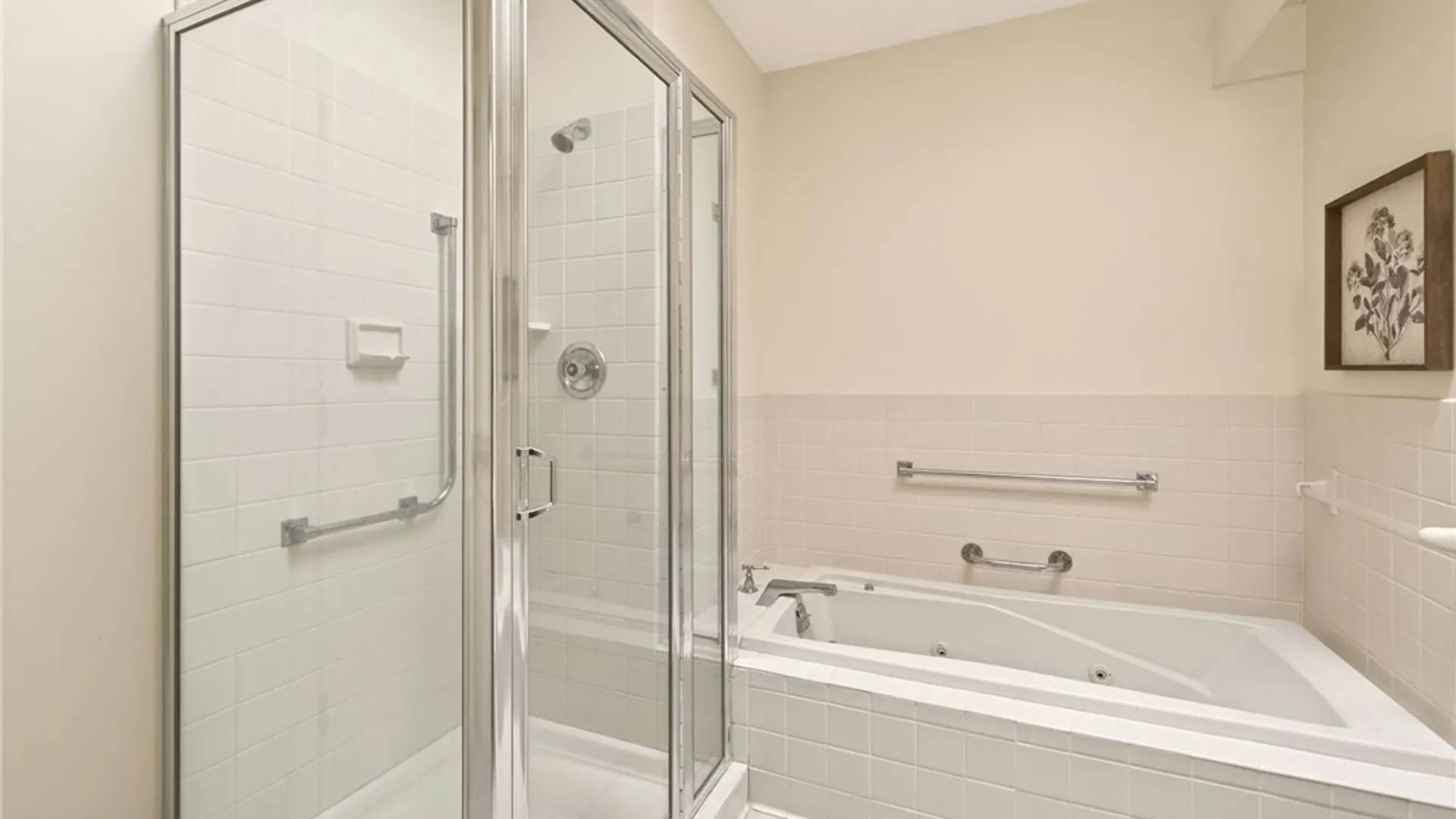 Property at 4 Malm Lane, Pittsford, NY 14618 31