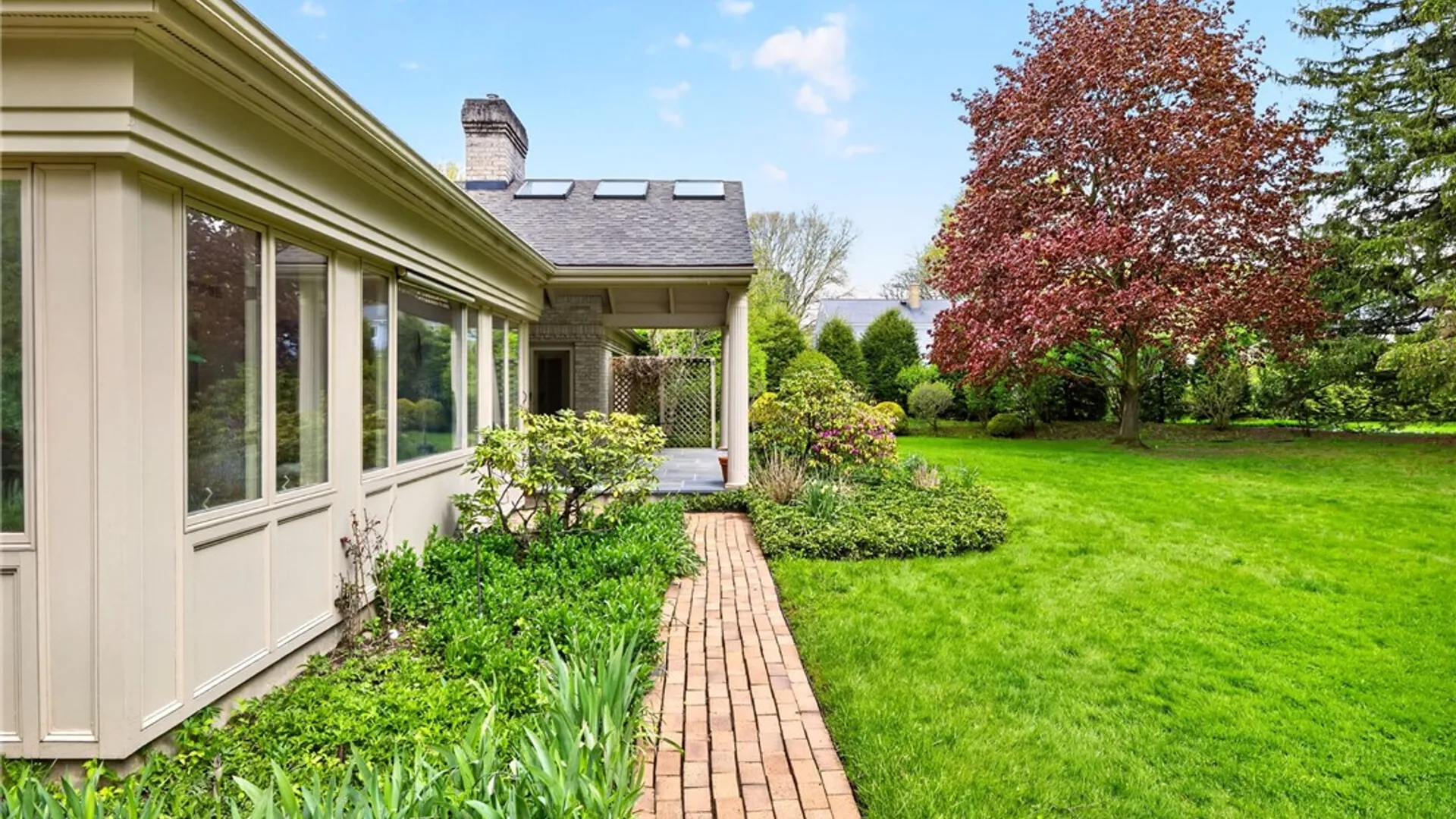 Property at 4 Malm Lane, Pittsford, NY 14618 36