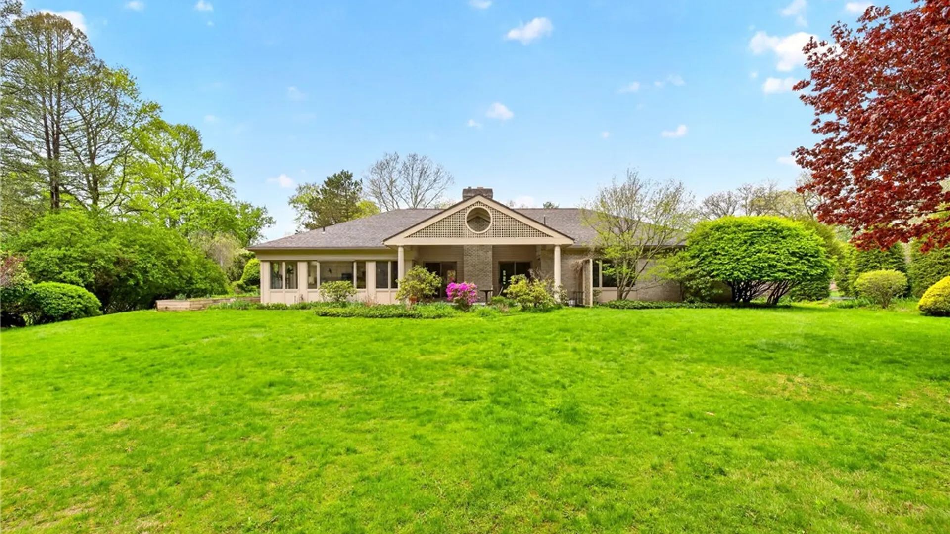 Property at 4 Malm Lane, Pittsford, NY 14618 38