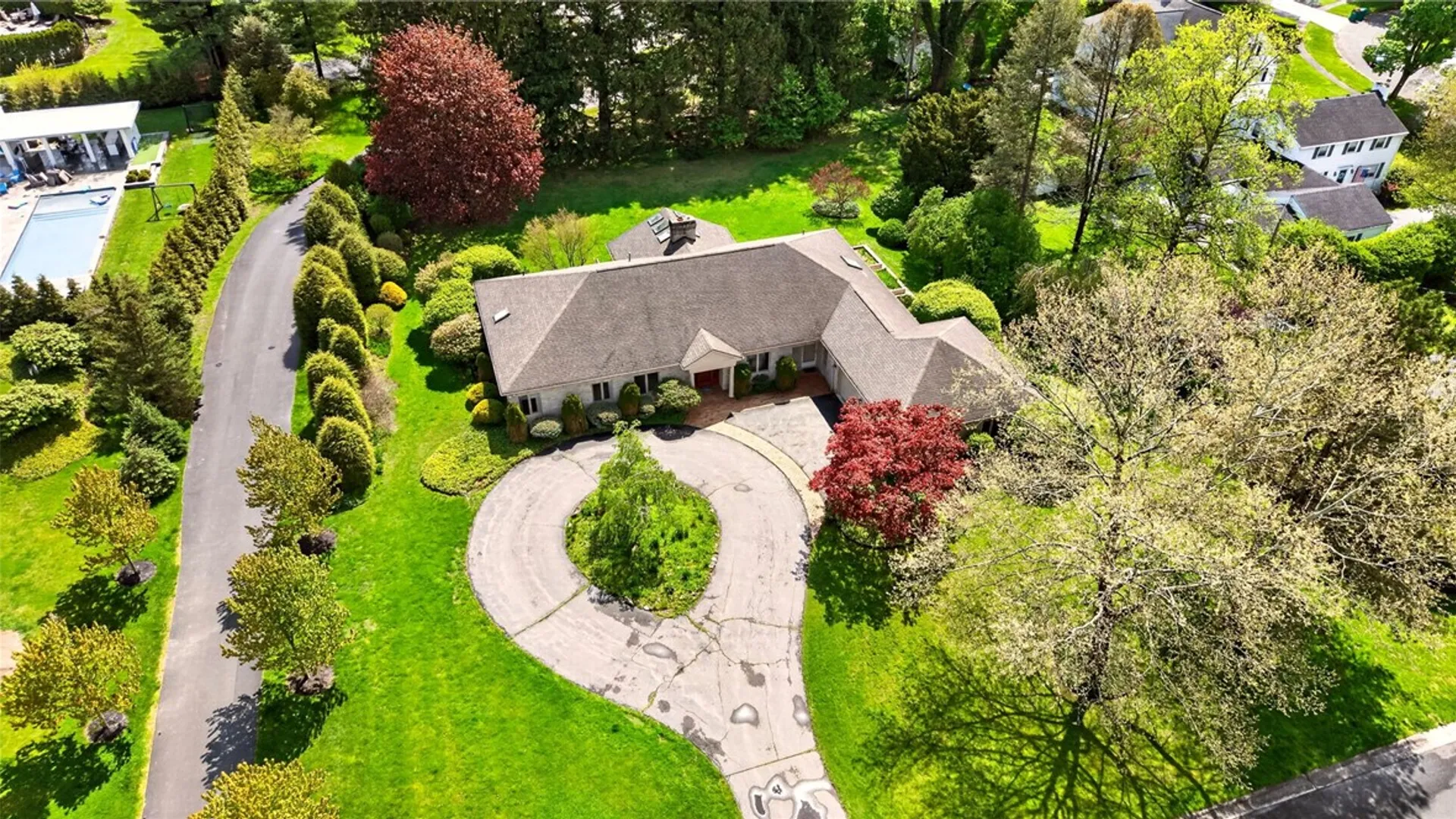 Property at 4 Malm Lane, Pittsford, NY 14618 41