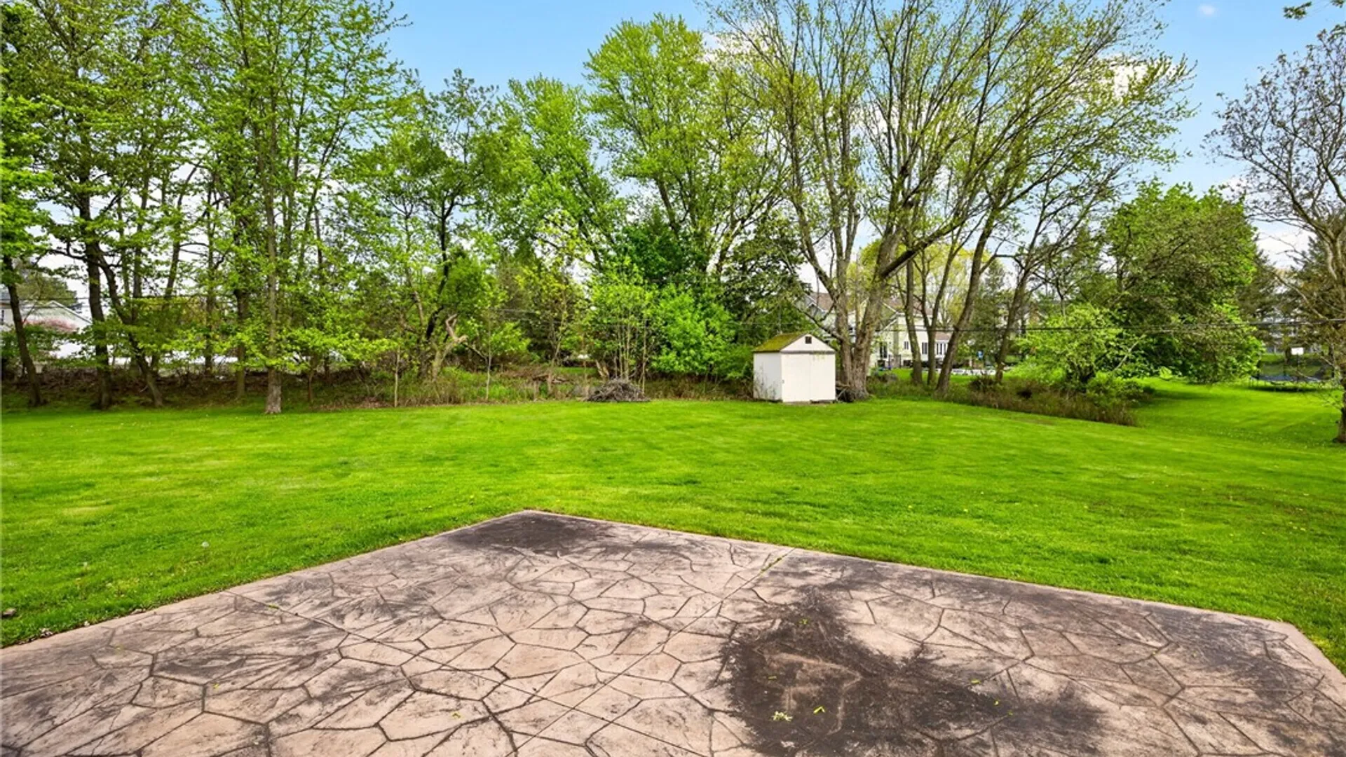 Property at 127 Creek Hill Lane, Penfield, NY 14625 22