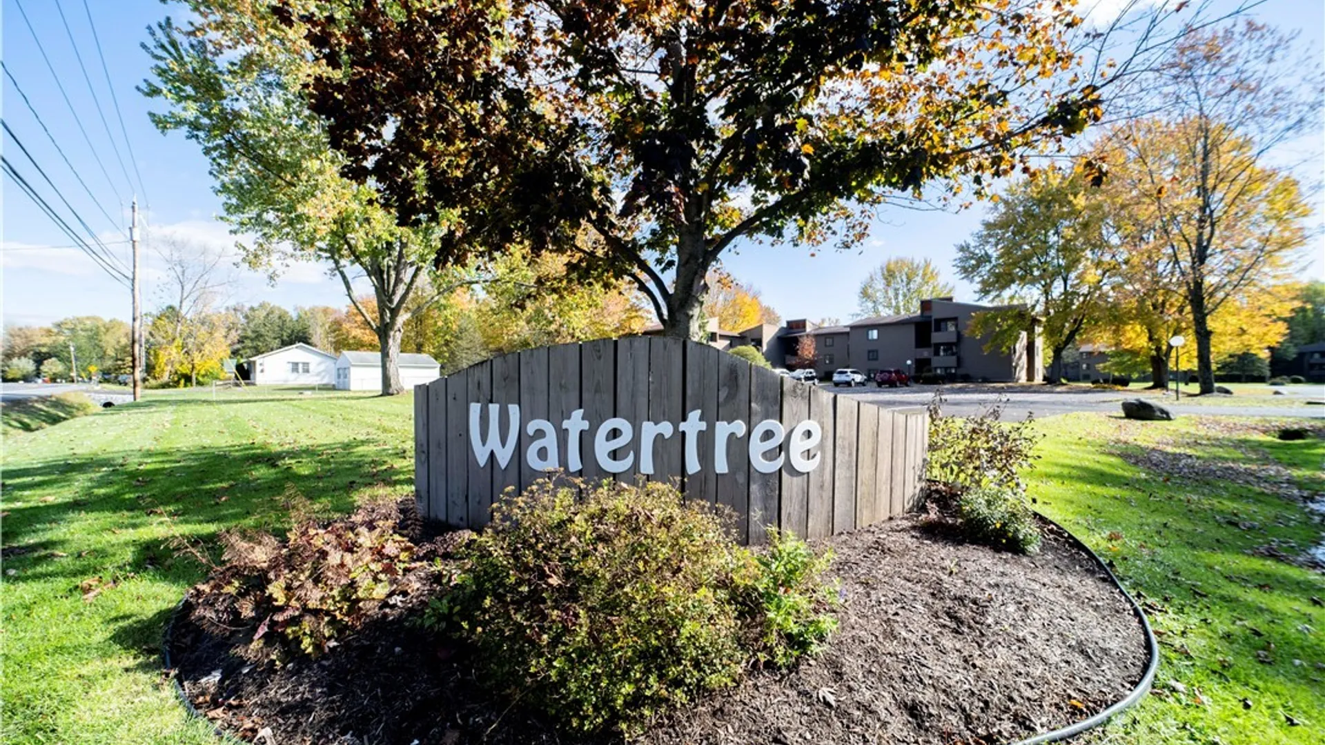 Property at 8 Watertree Drive, DeWitt, NY 13057 2