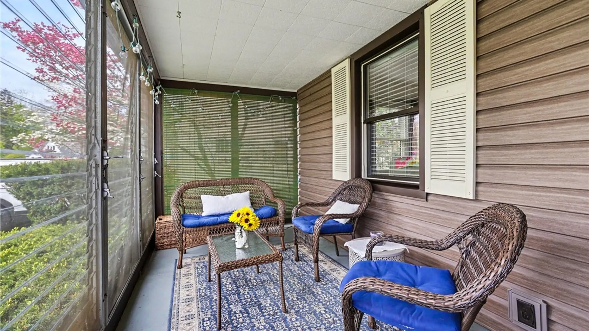 Property at 30 Idyllwood Lane, Irondequoit, NY 14617 2