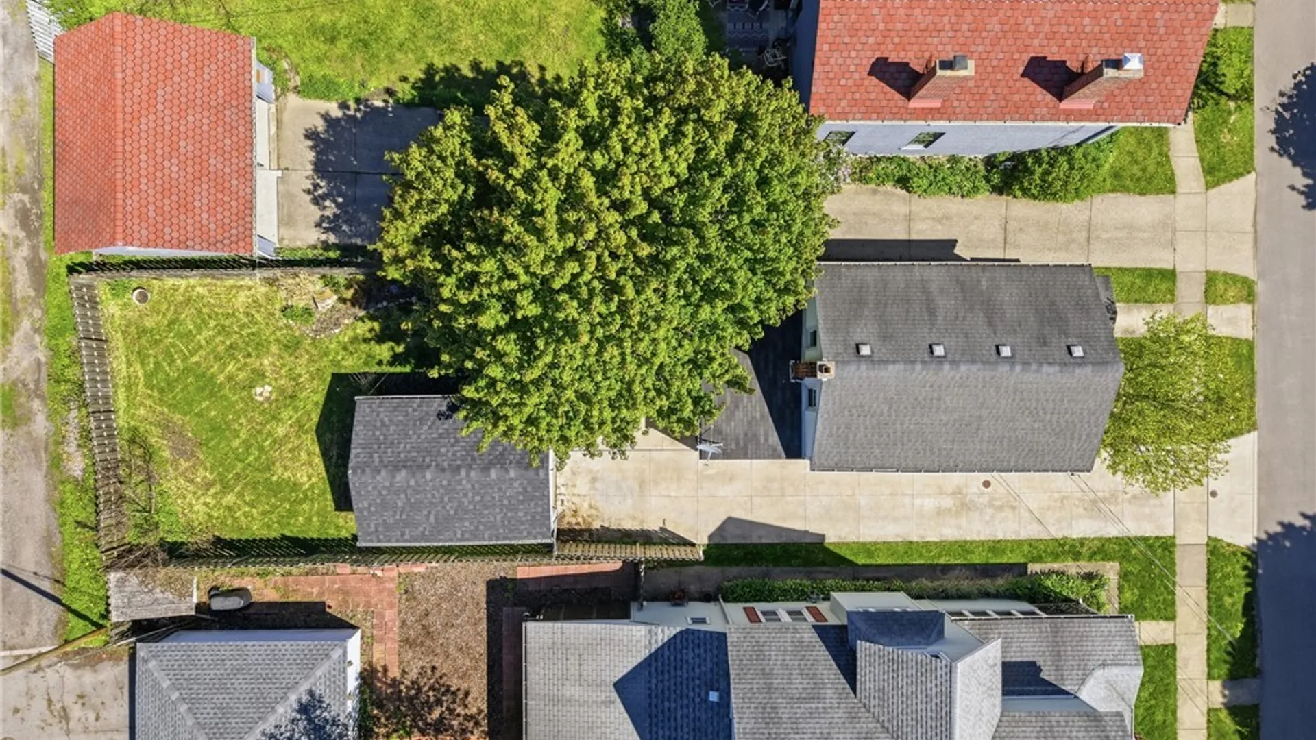 Property at 27 Church Street, Lancaster, NY 14086 40