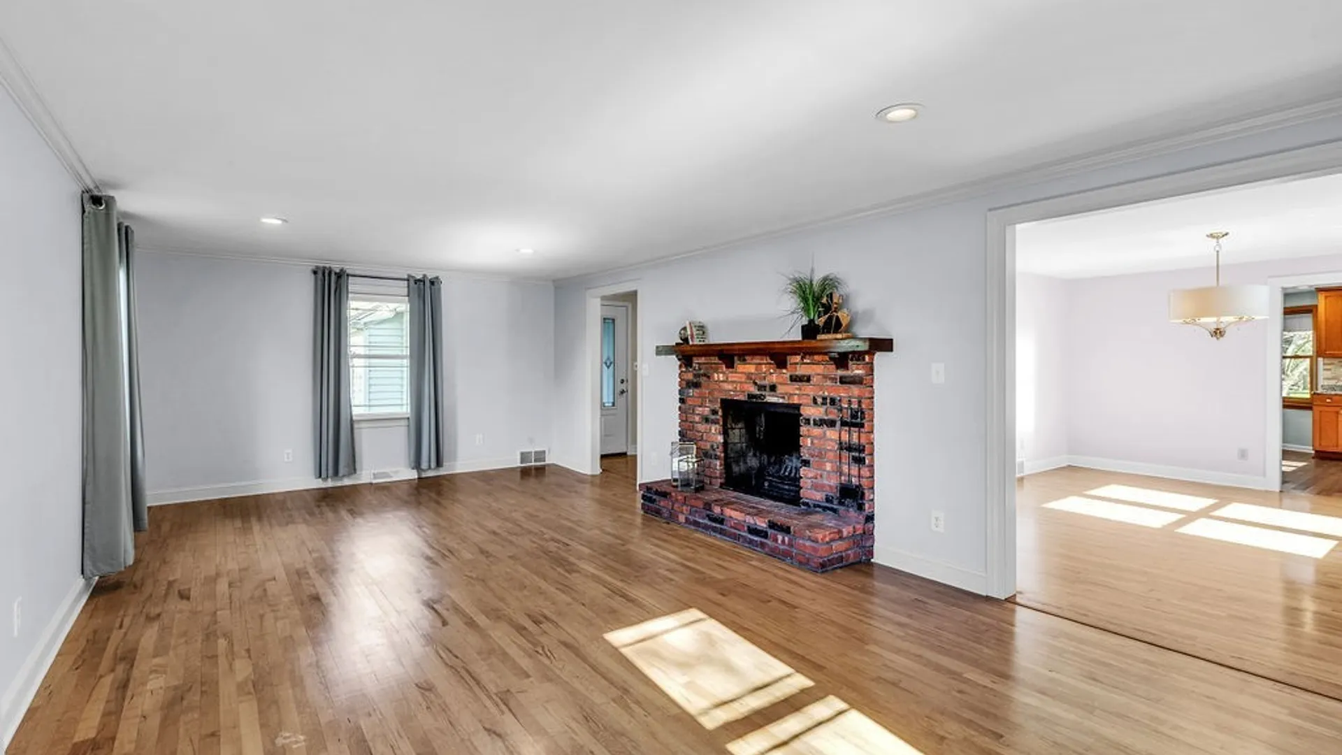 Property at 9630 High Street, Clarence, NY 14032 12