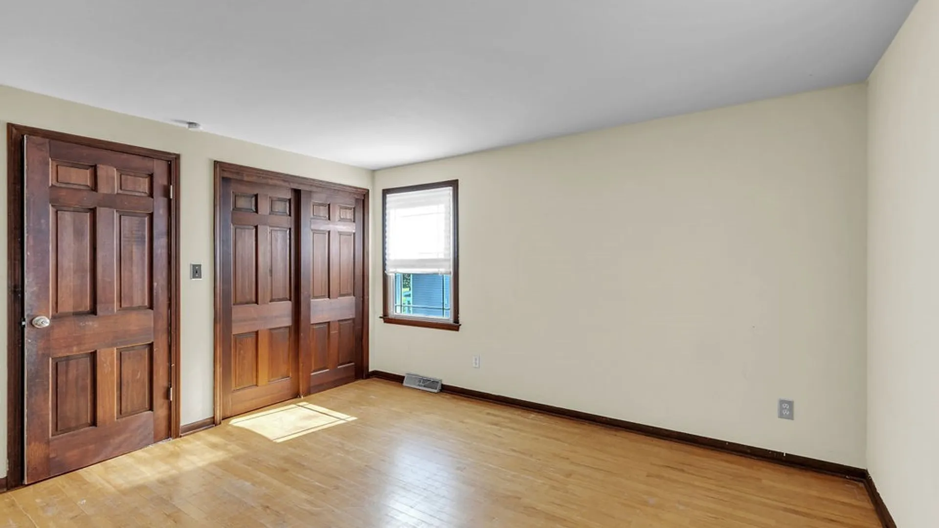 Property at 9630 High Street, Clarence, NY 14032 44