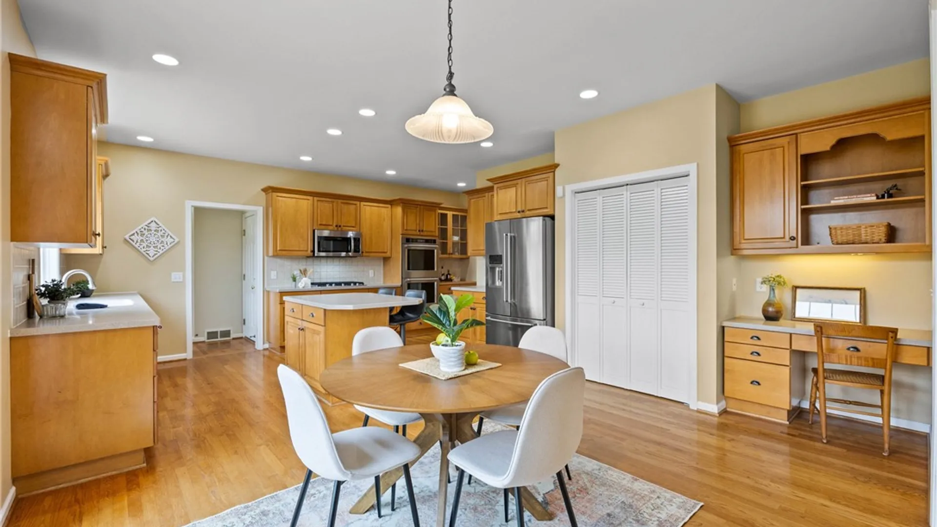 Property at 19 Delancey Court, Pittsford, NY 14534 16