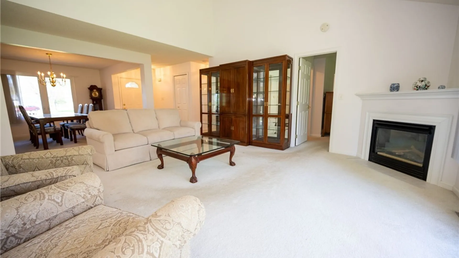 Property at 9 Alexander Parkway, Pendleton, NY 14120 13