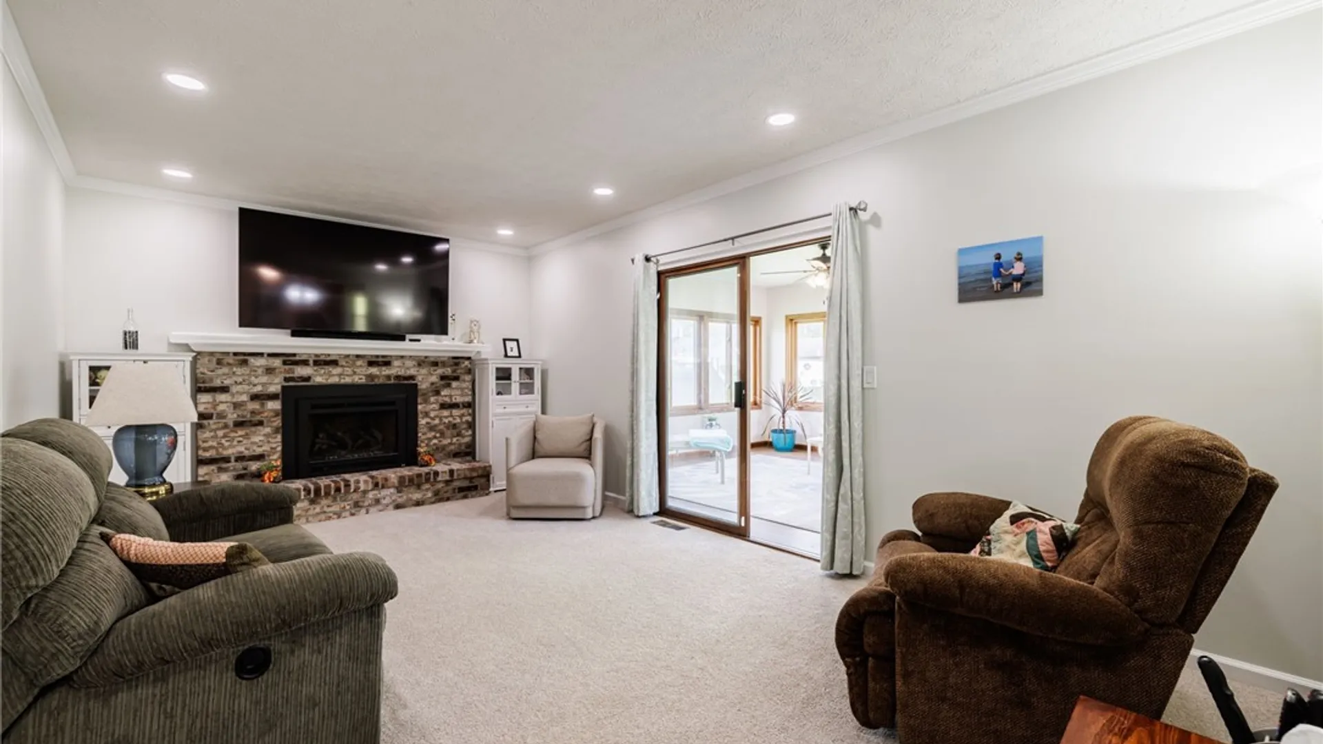 Property at 65 Olde Tavern Circle, Greece, NY 14612 19