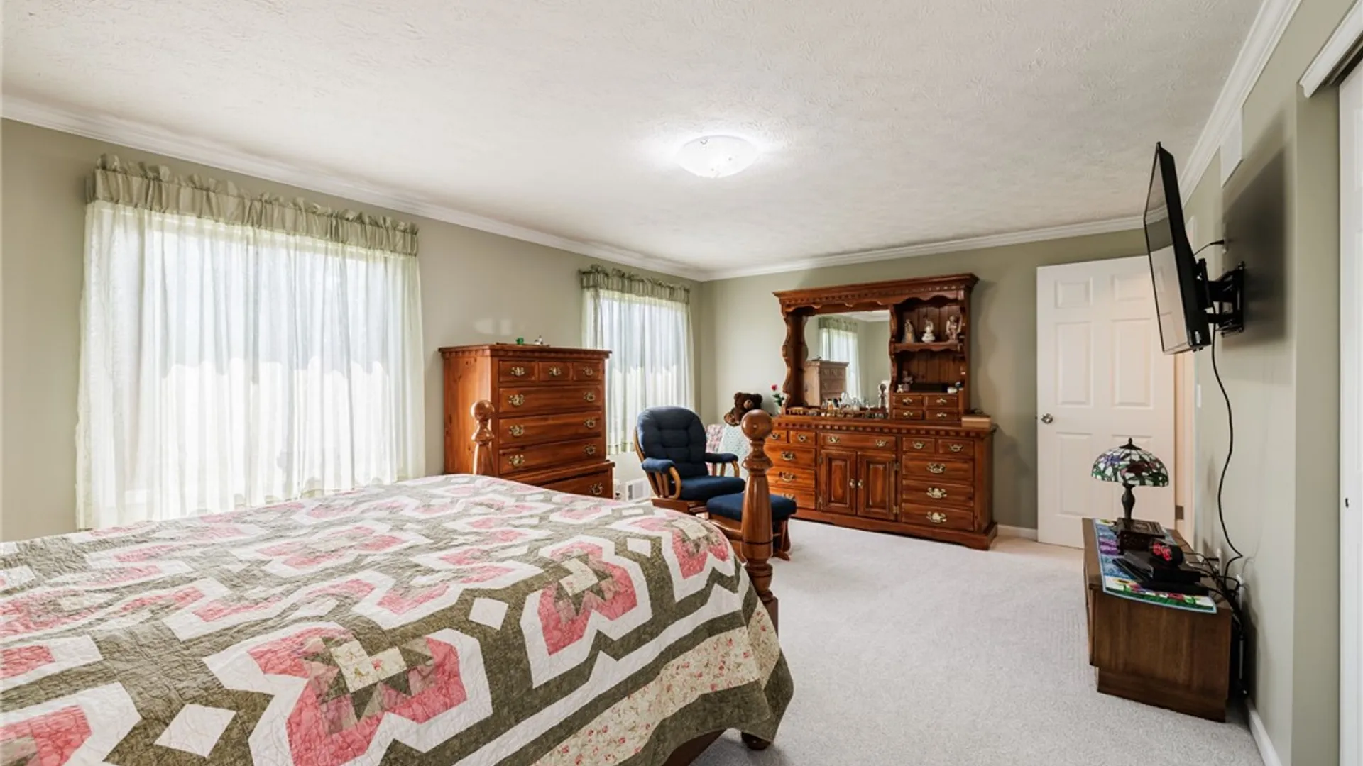 Property at 65 Olde Tavern Circle, Greece, NY 14612 28