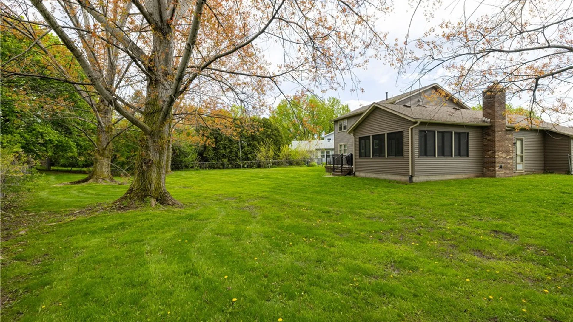 Property at 65 Olde Tavern Circle, Greece, NY 14612 36