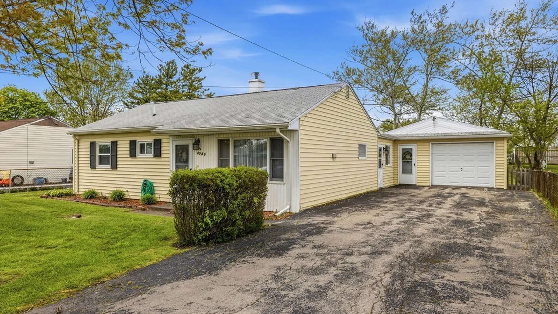 Property at 4540 Isherwood Drive, Niagara, NY 14305 19