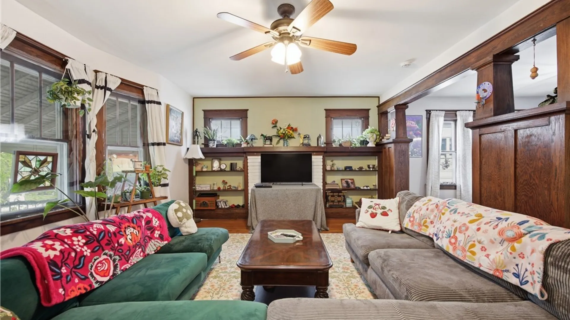 Property at 301 Colvin Avenue, Buffalo, NY 14216 26