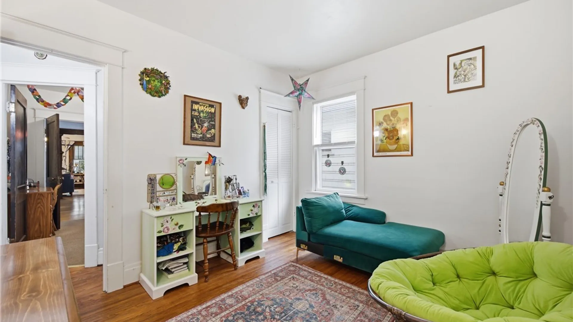 Property at 301 Colvin Avenue, Buffalo, NY 14216 32