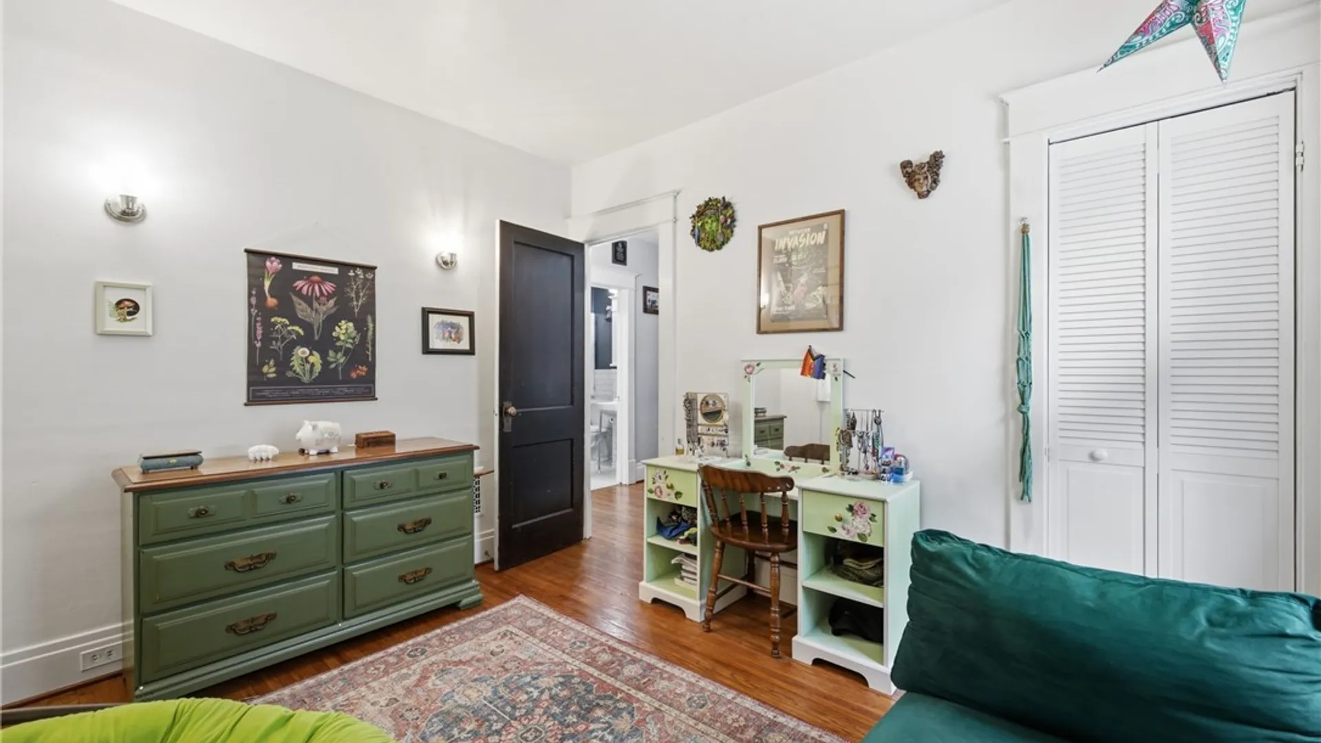 Property at 301 Colvin Avenue, Buffalo, NY 14216 33
