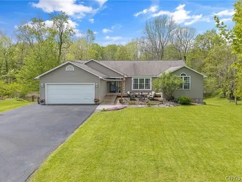 Property at 4 Kinderwood Drive, Marcellus, NY 13108