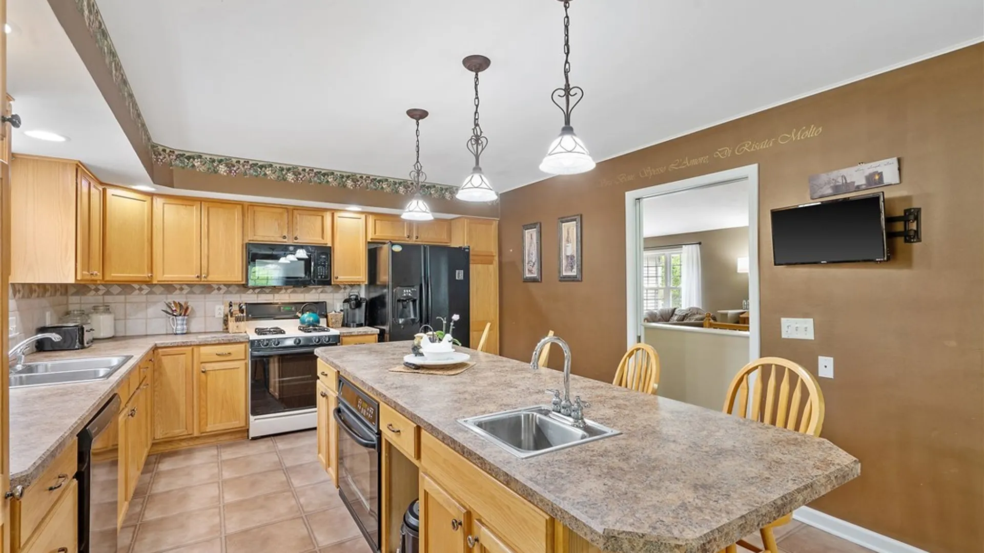 Property at 4 Kinderwood Drive, Marcellus, NY 13108 8