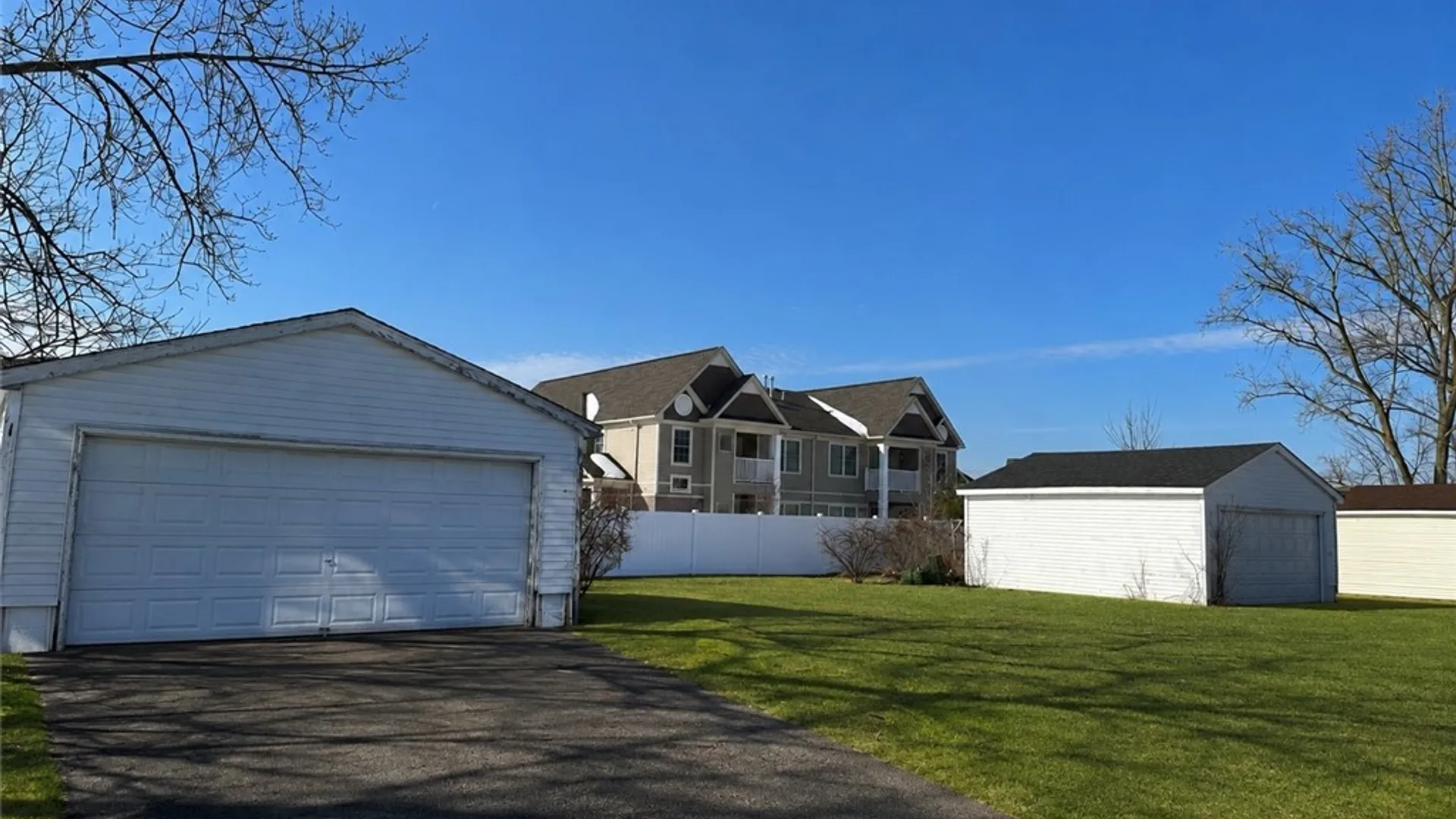 Property at 263 Kaymar Drive, Amherst, NY 14228 23
