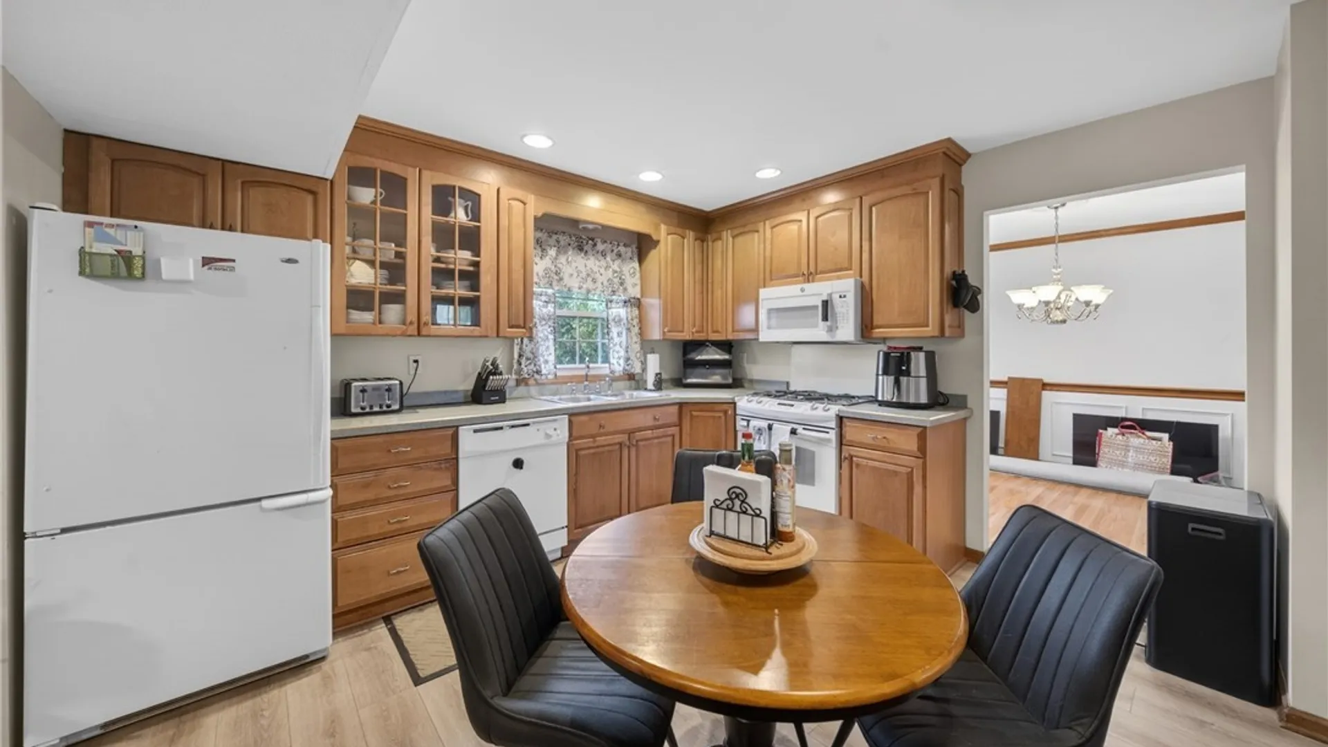 Property at 8272 Coconut Tree Drive, Clay, NY 13090 10