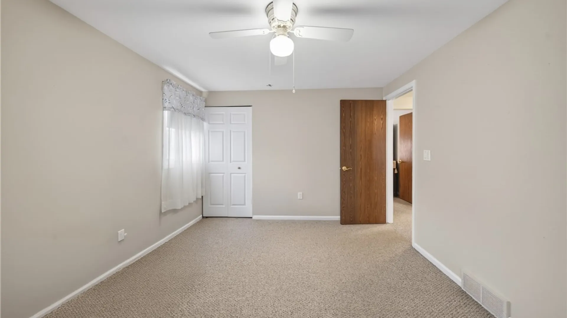 Property at 8272 Coconut Tree Drive, Clay, NY 13090 28