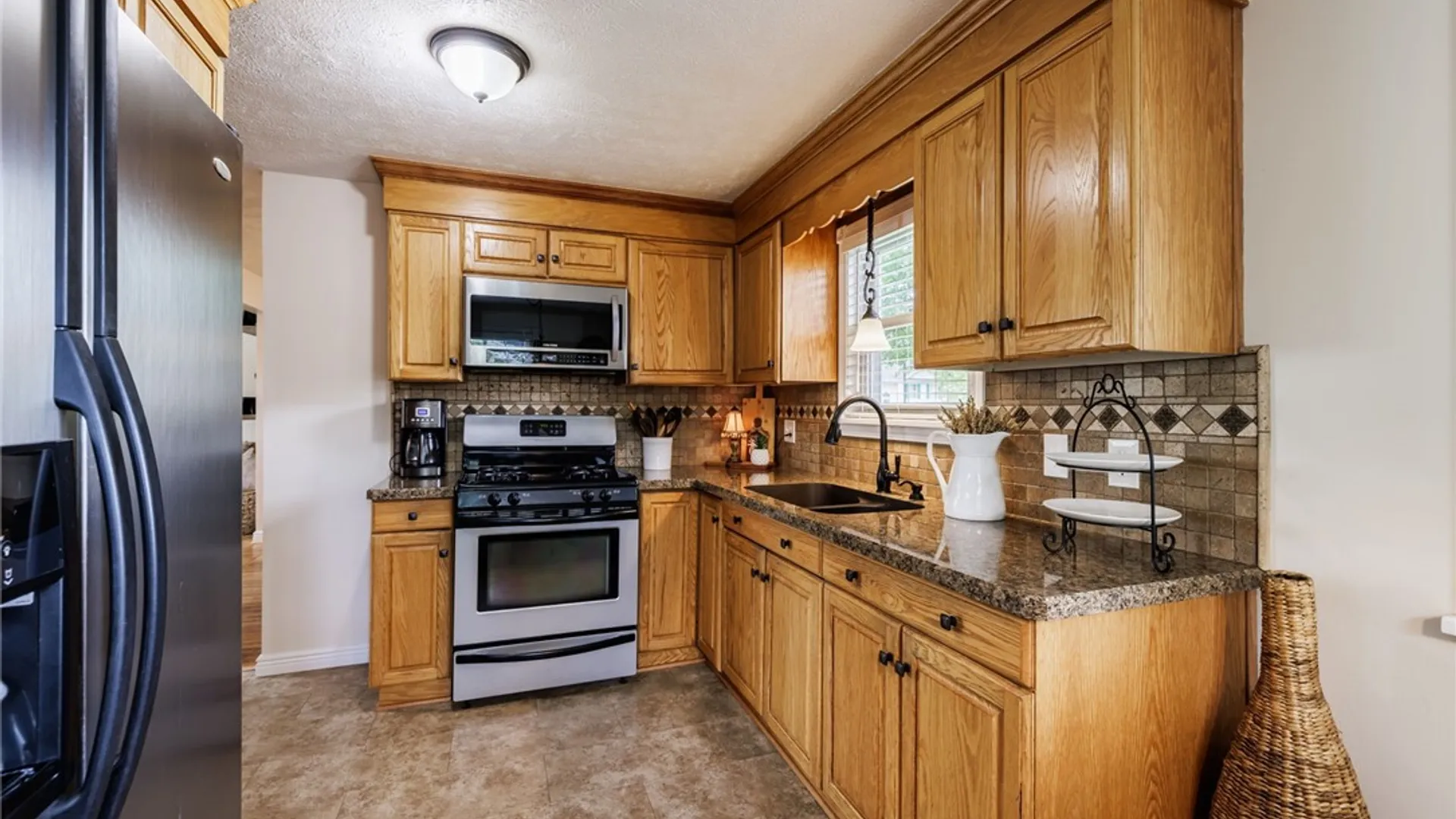Property at 110 Verstreet Drive, Greece, NY 14616 13