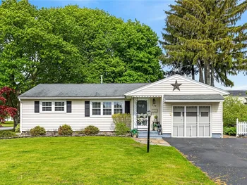 110 Verstreet Drive, Greece, NY 14616
