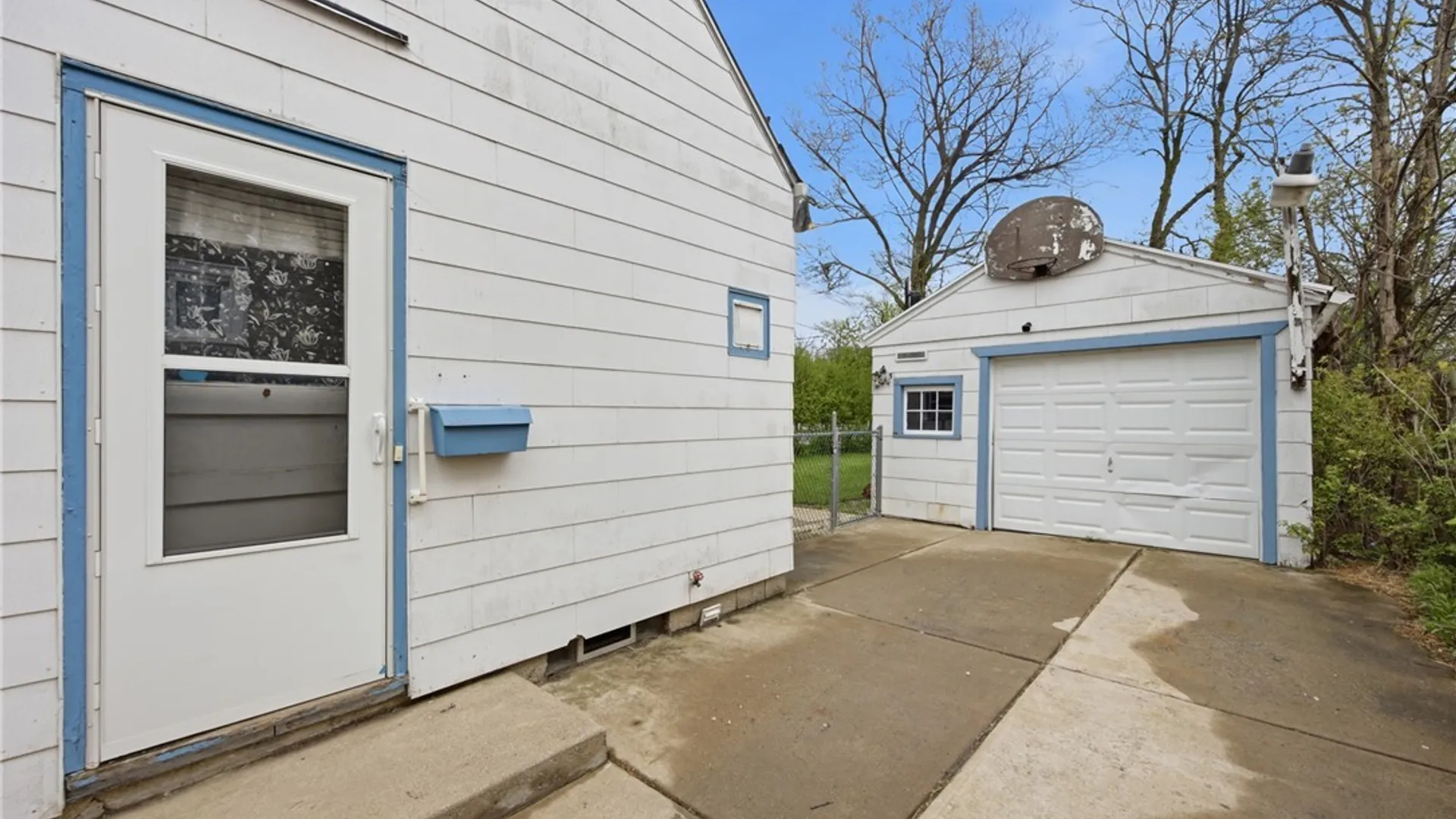 Property at 319 Westchester Boulevard, Tonawanda, NY 14217 24
