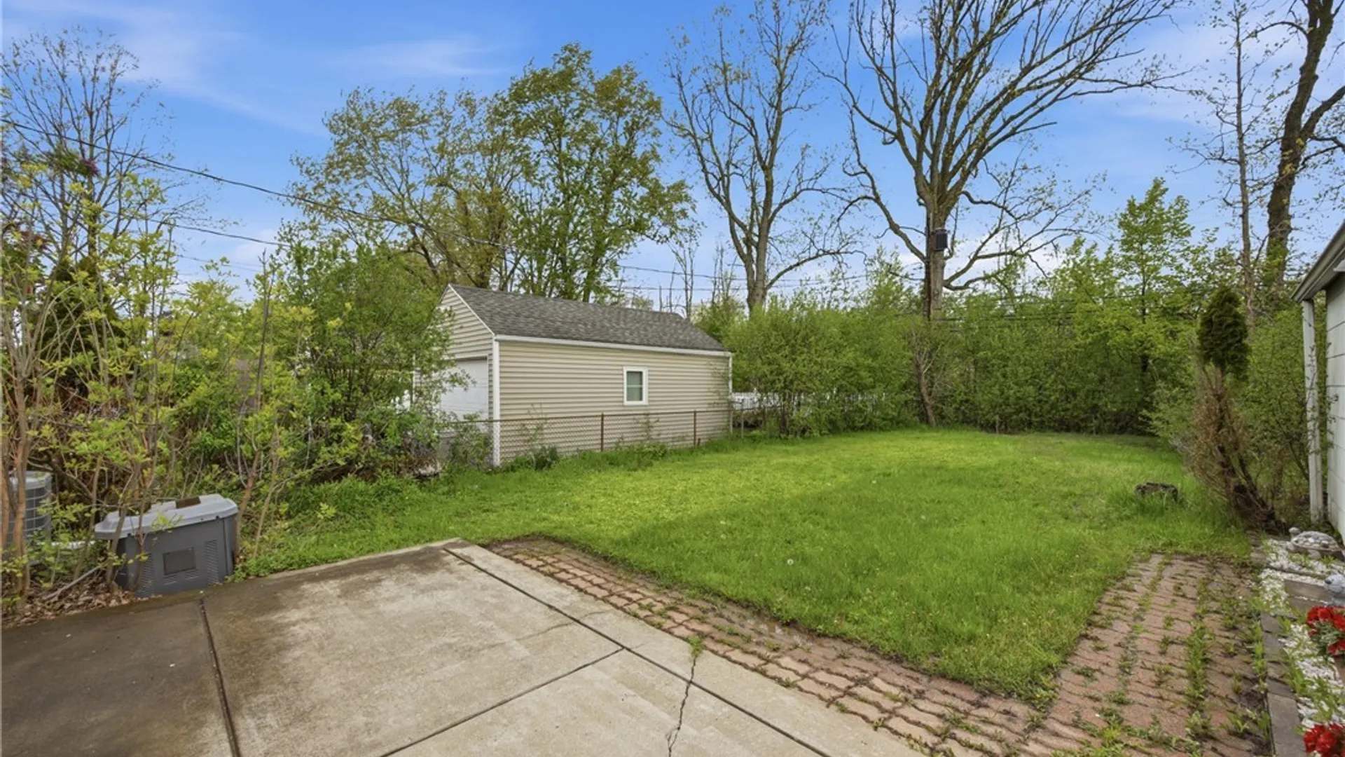 Property at 319 Westchester Boulevard, Tonawanda, NY 14217 26